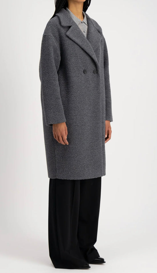 Harris Wharf dropped shoulder d.b. coat bouclé