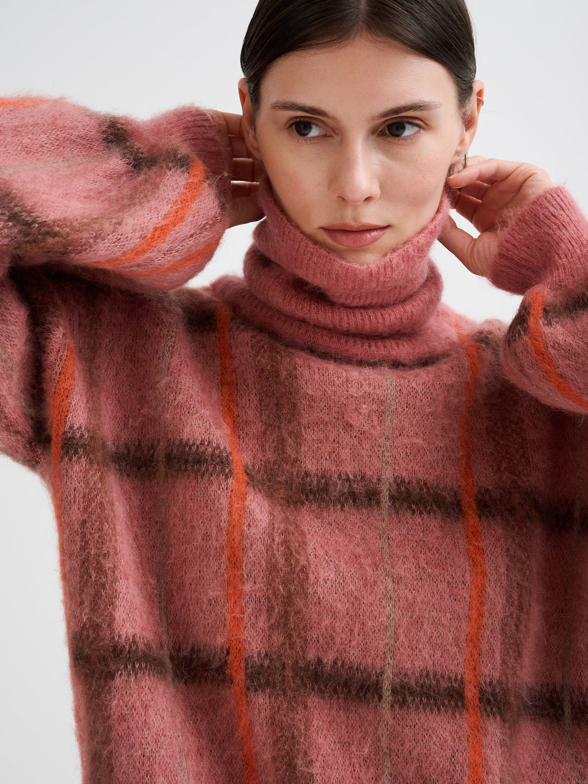 ROBERTO COLLINA GEOMETRIC JACQUARD TURTLENECK
