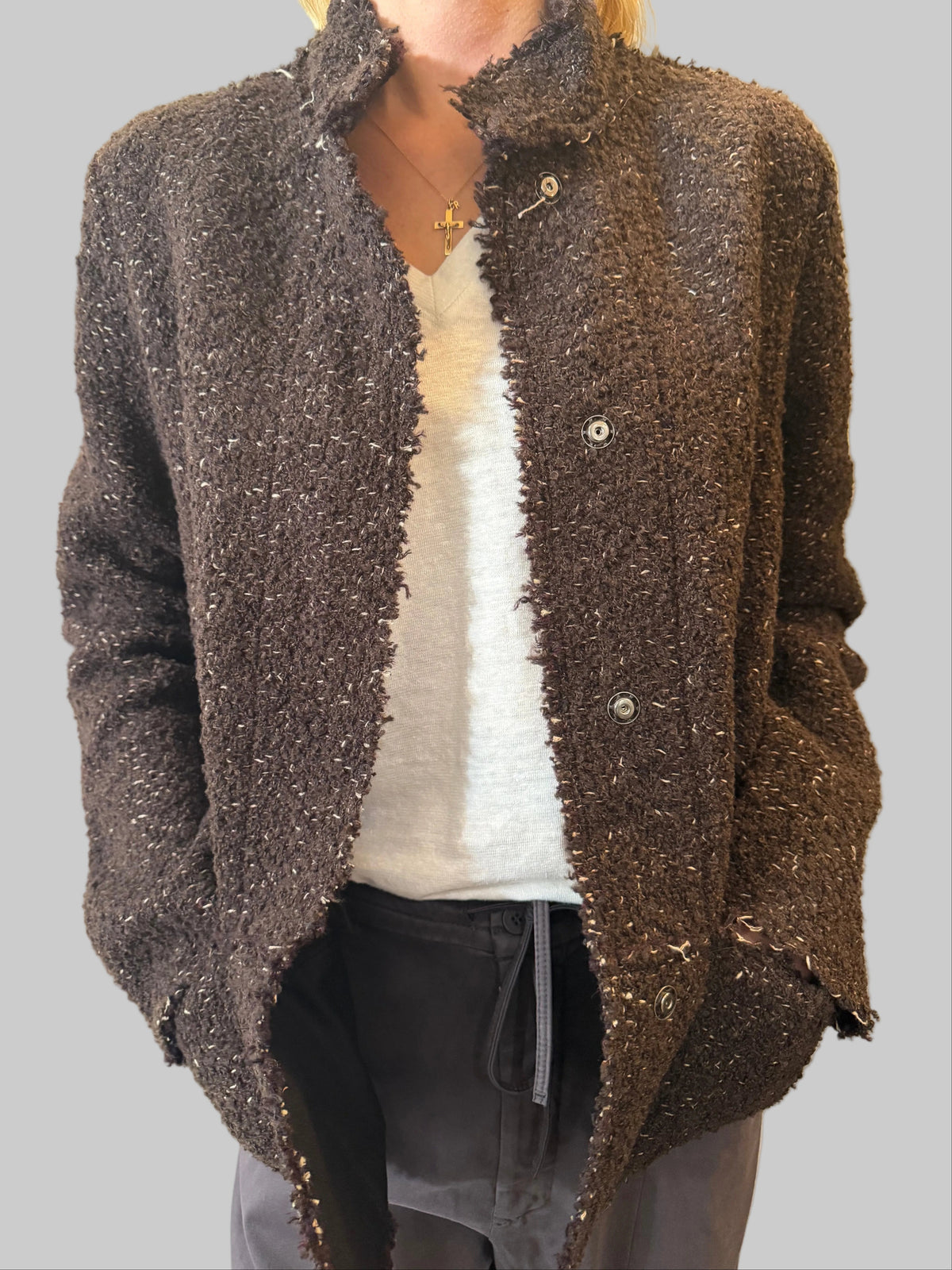 TRANSIT SALT-AND-PEPPER EFFECT BOUCLÉ WOOL KNIT JACKET WITH RAW EDGES