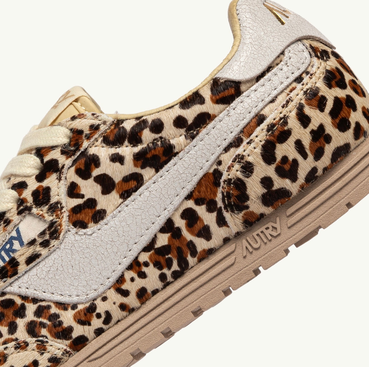 AUTRY WINDSPIN LOW WOM PZ02 PONY/CRAC LEO/WHITE