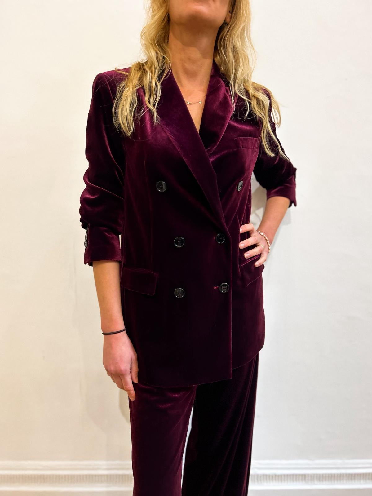 Square red velvet jacket