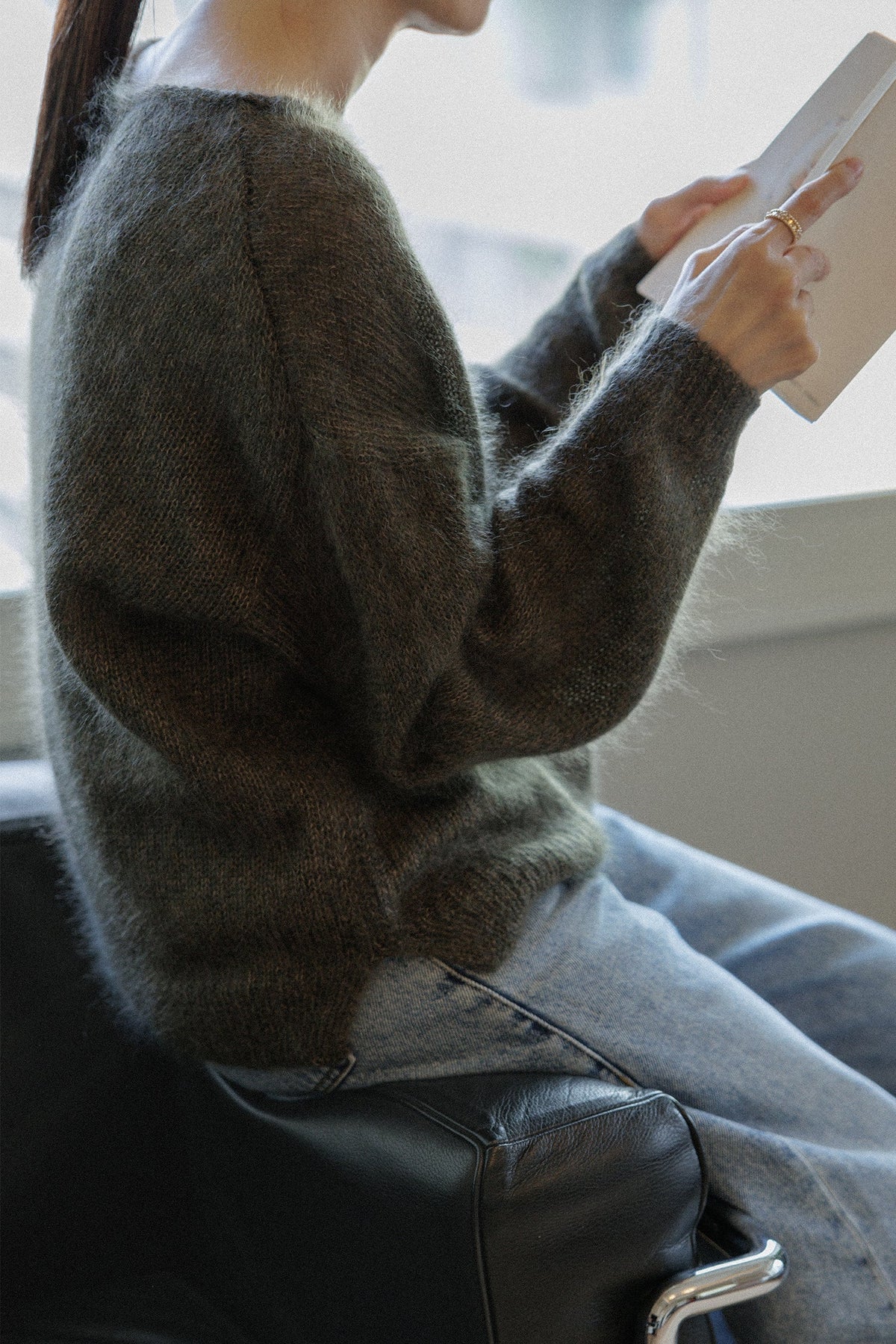 CT Plage Mohair Silk Side Slit Pullover