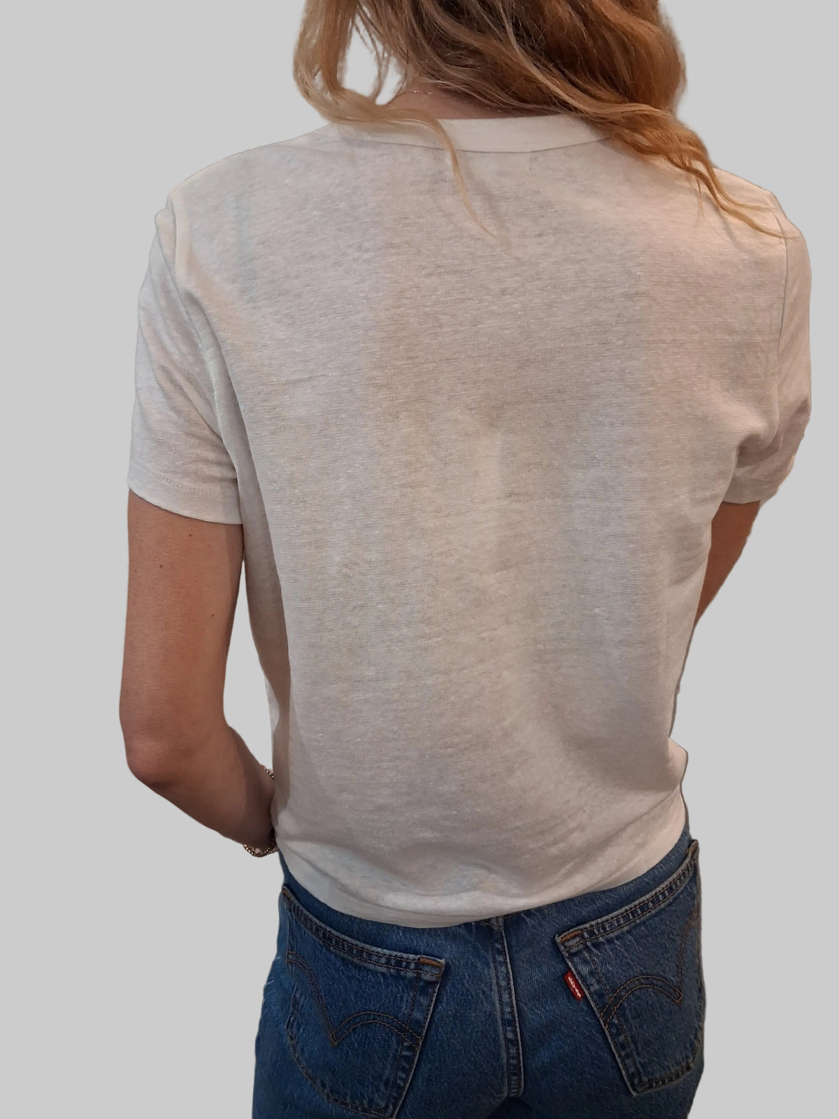 Universel Crewneck Tee