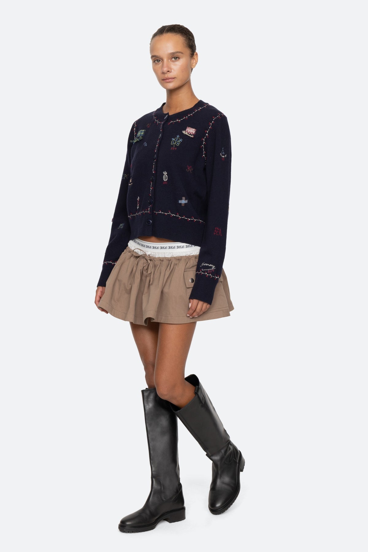 CLAIRA EMB KNIT CARDIGAN (D1)