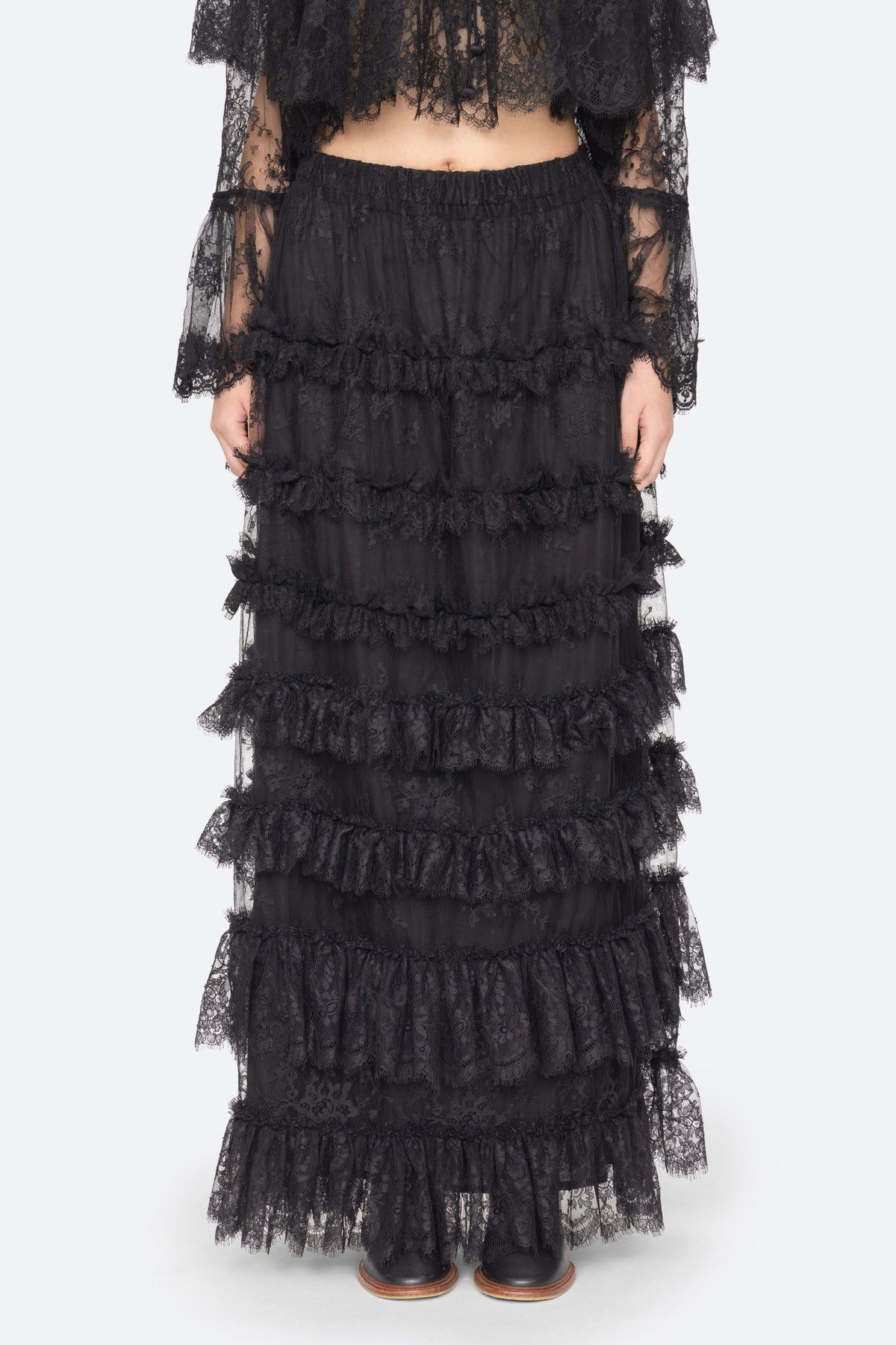 HOLDEN LACE SKIRT (D2)