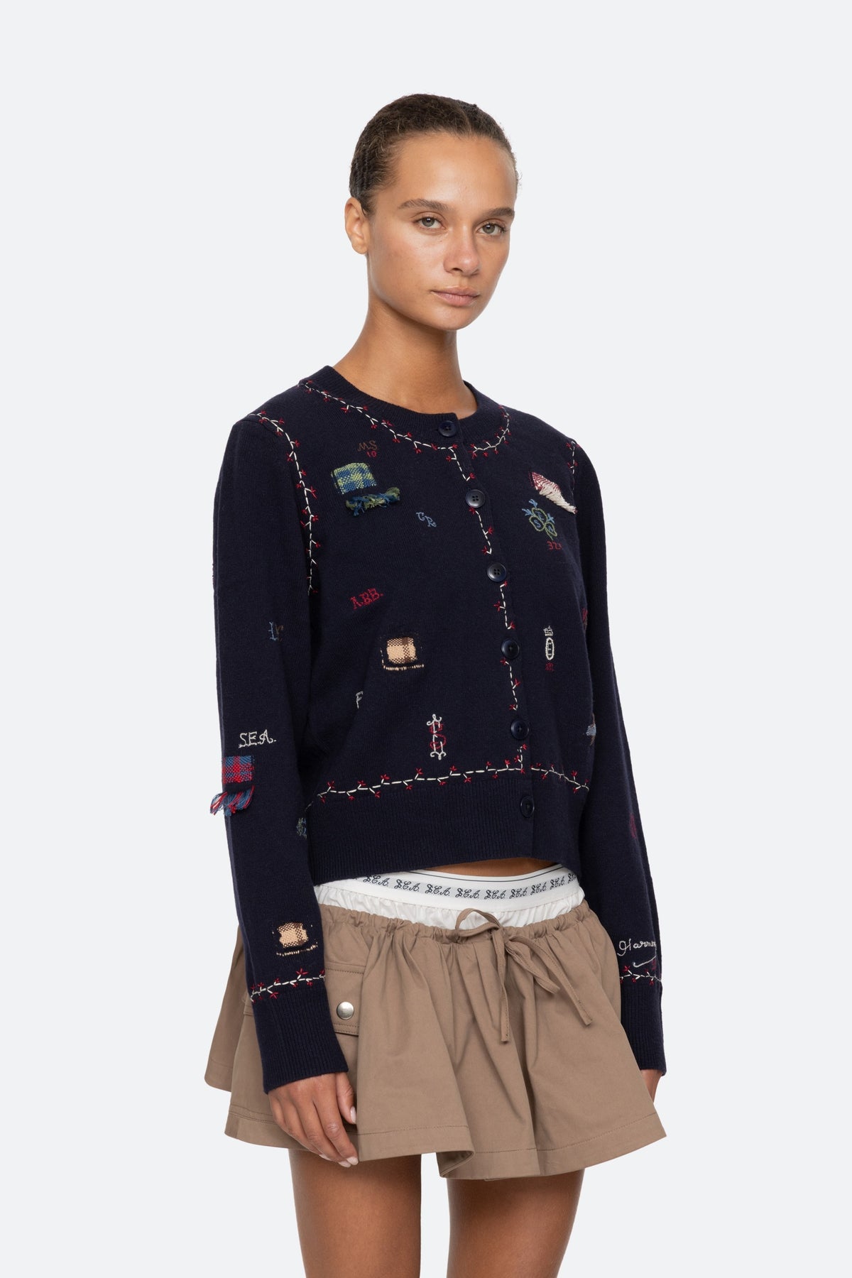 CLAIRA EMB KNIT CARDIGAN (D1)