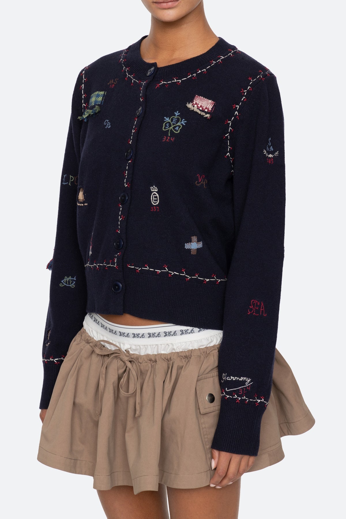 CLAIRA EMB KNIT CARDIGAN (D1)