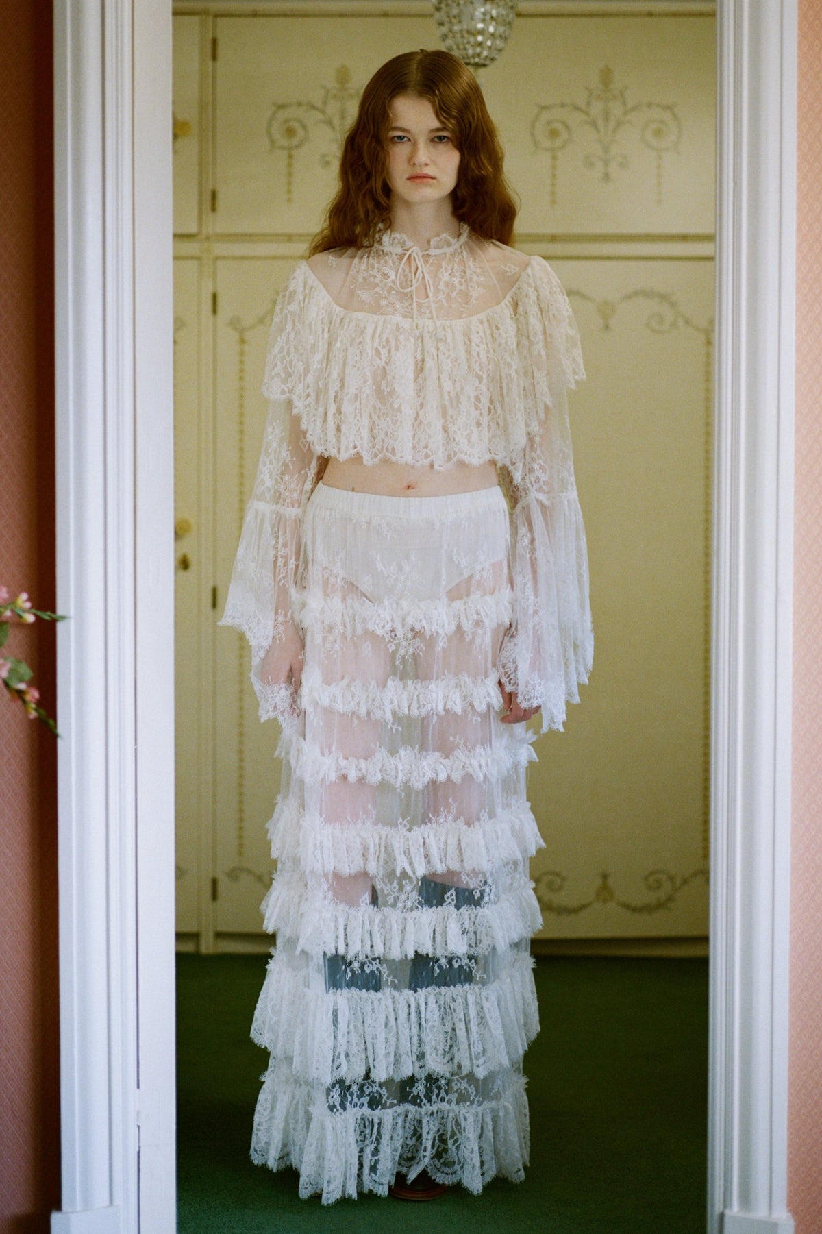 HOLDEN LACE SKIRT (D2)