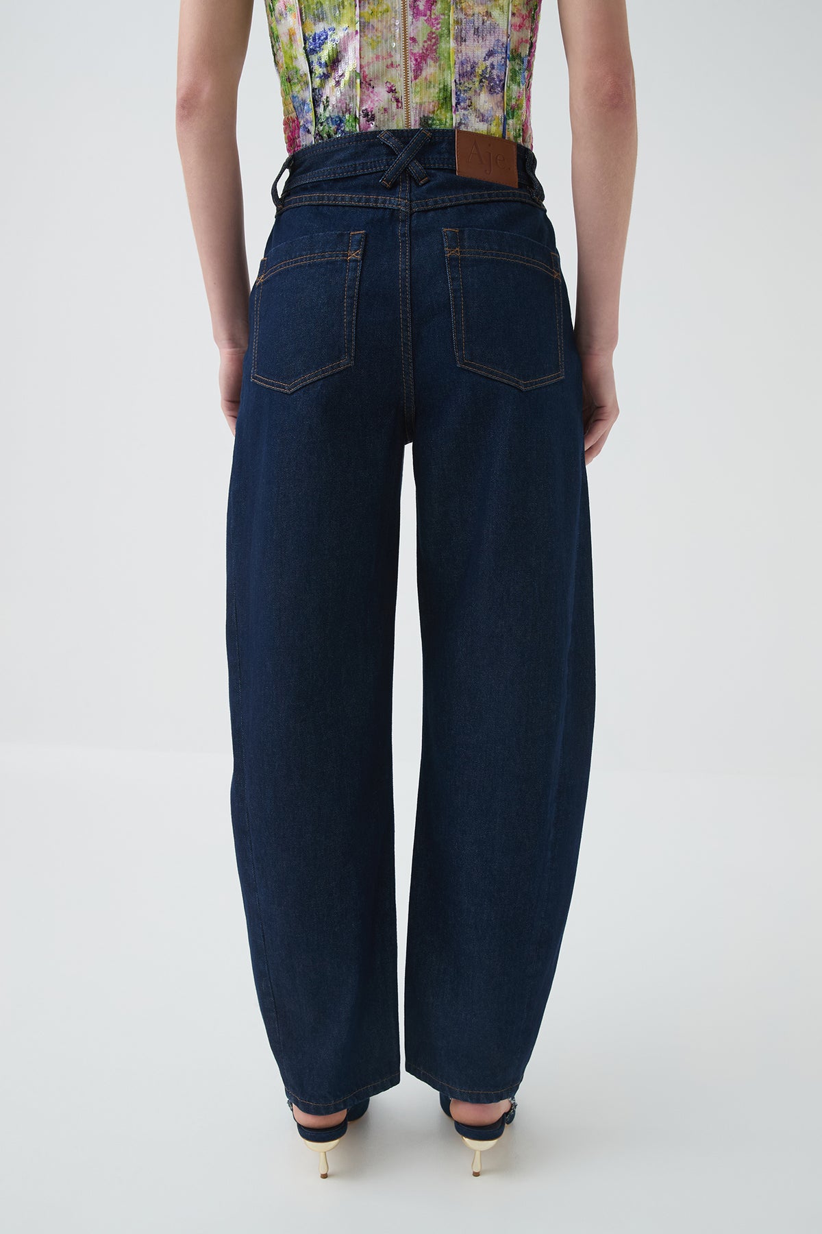 Briar Barrel Jean