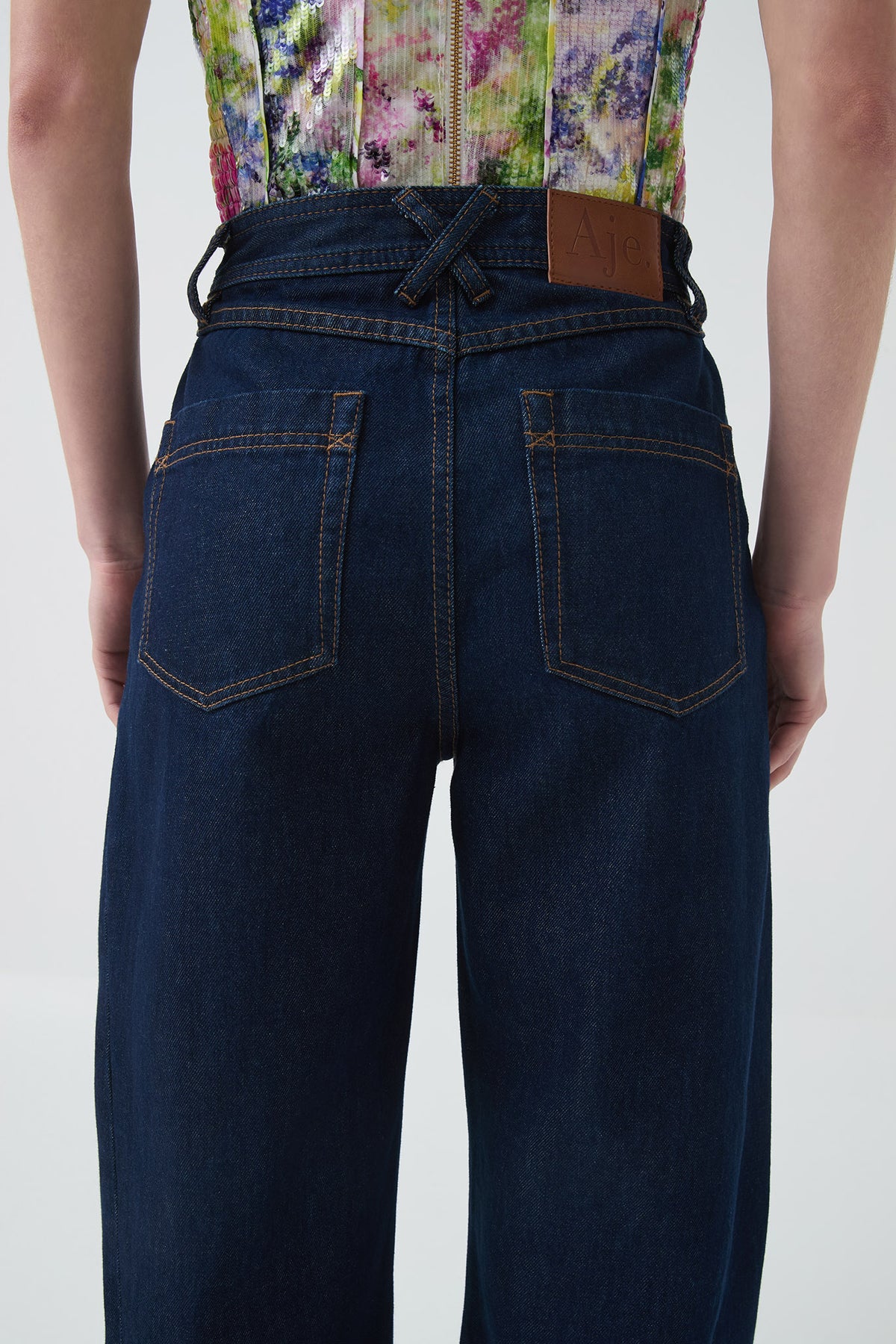Briar Barrel Jean