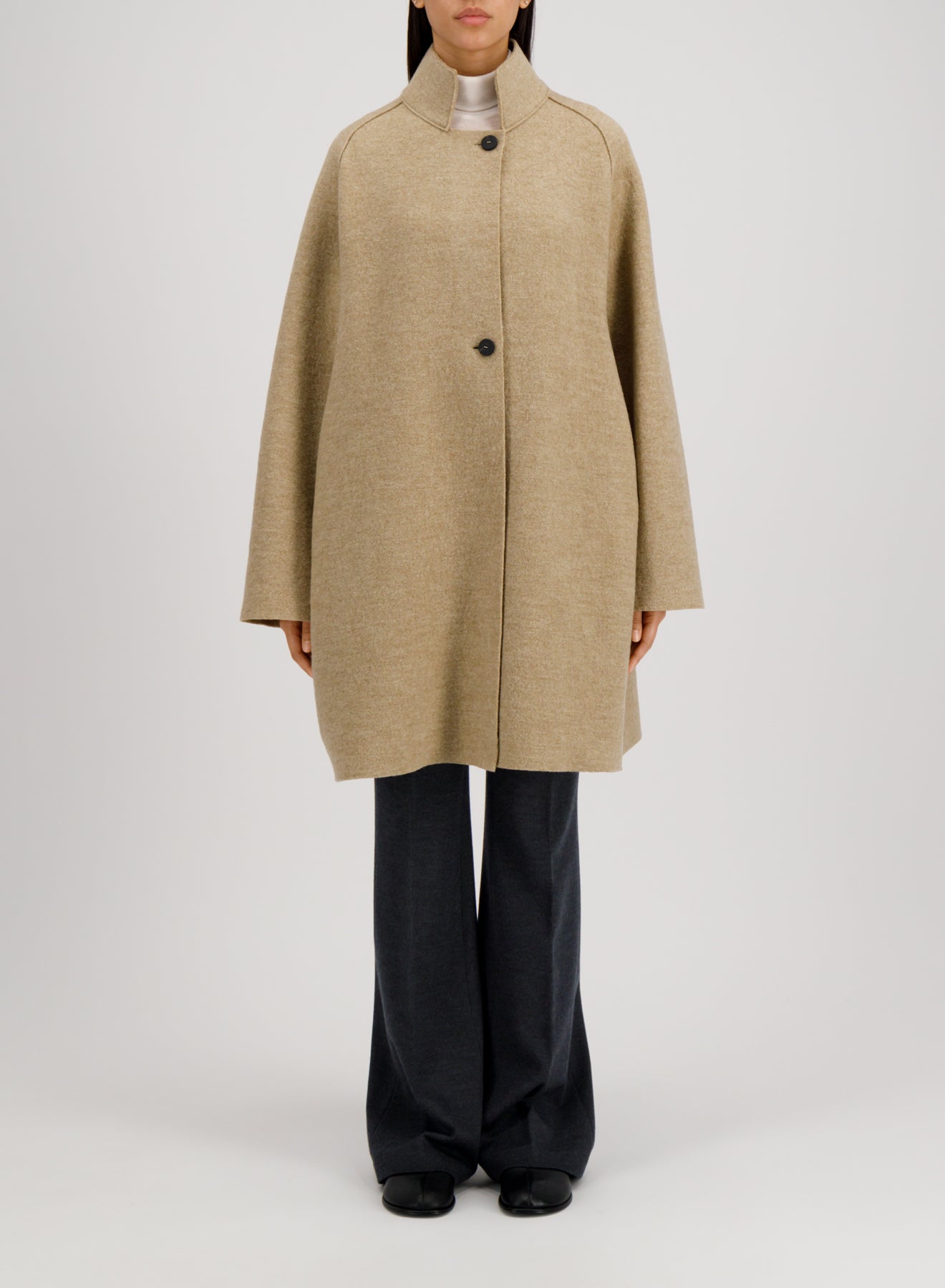 Women raglan cape boiled wool