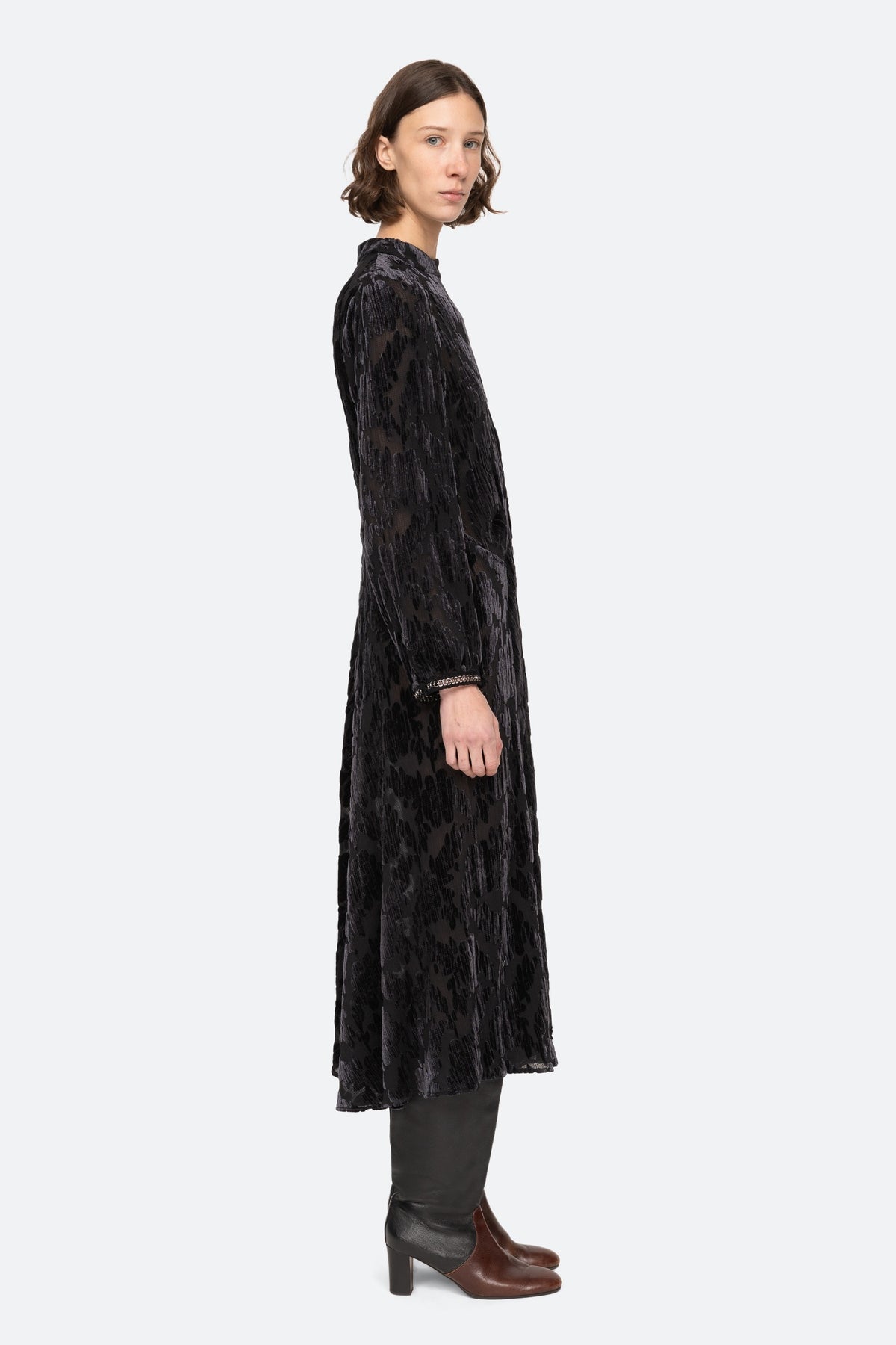 REGINE BURNOUT L/SLV MIDI DRESS (D2)