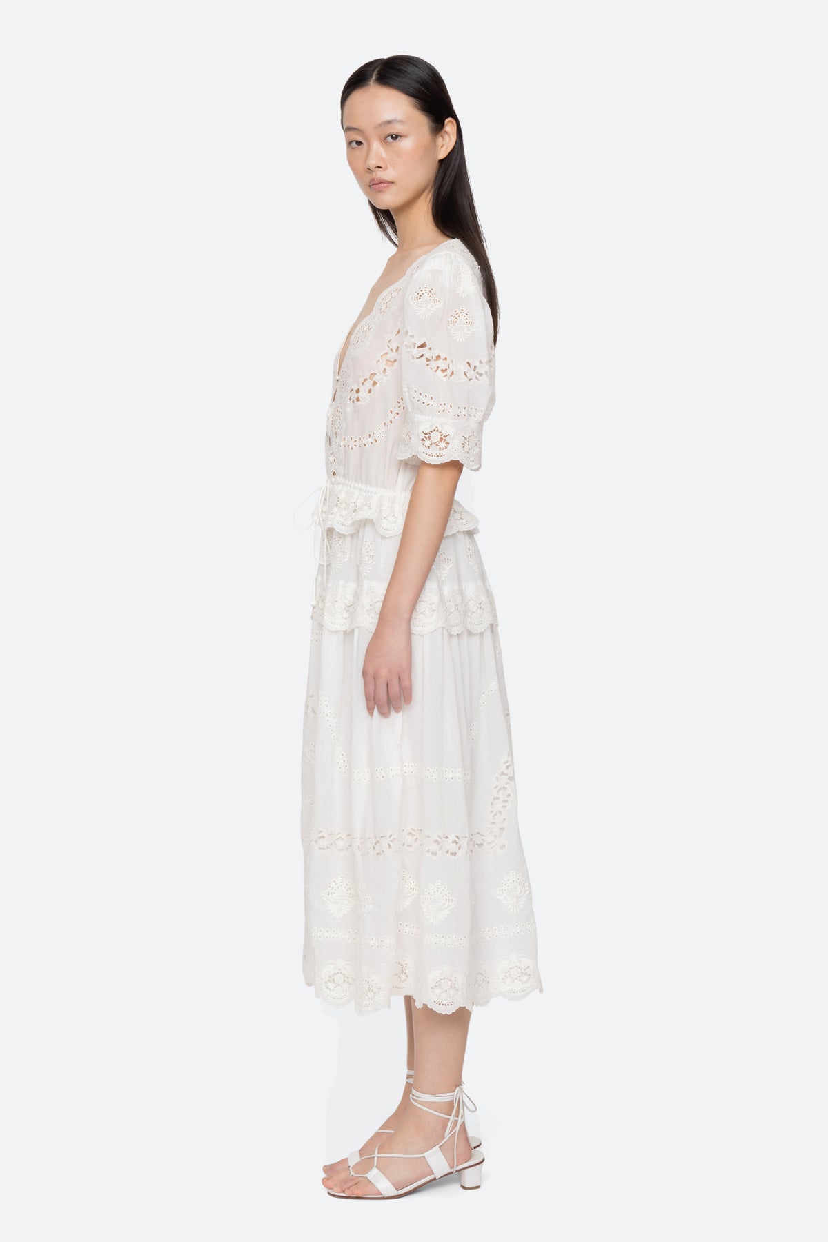 SOFIA EMBROIDERY PUFF SLV DRESS (D1)