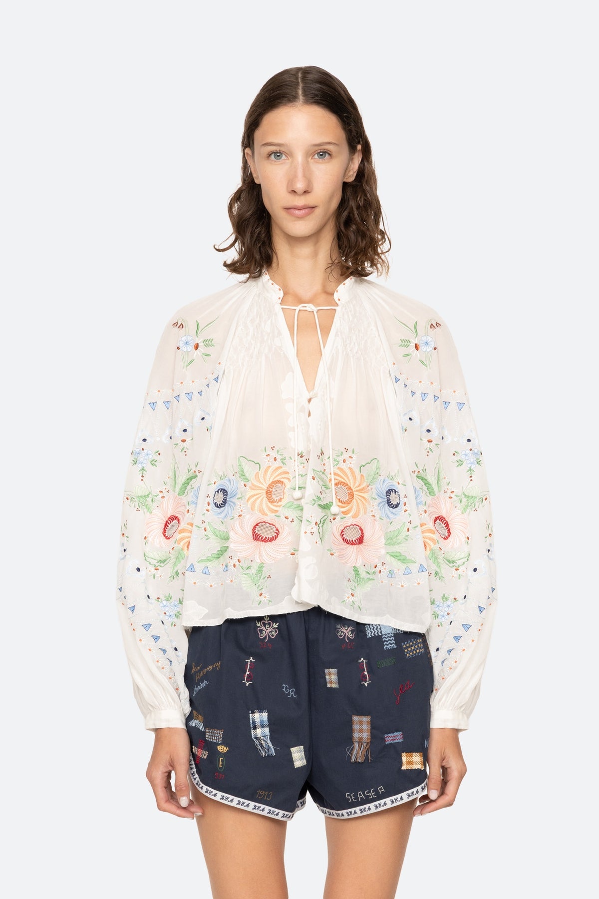 SERAFINA EMBROIDERY L/SLV BLOUSE (D2)