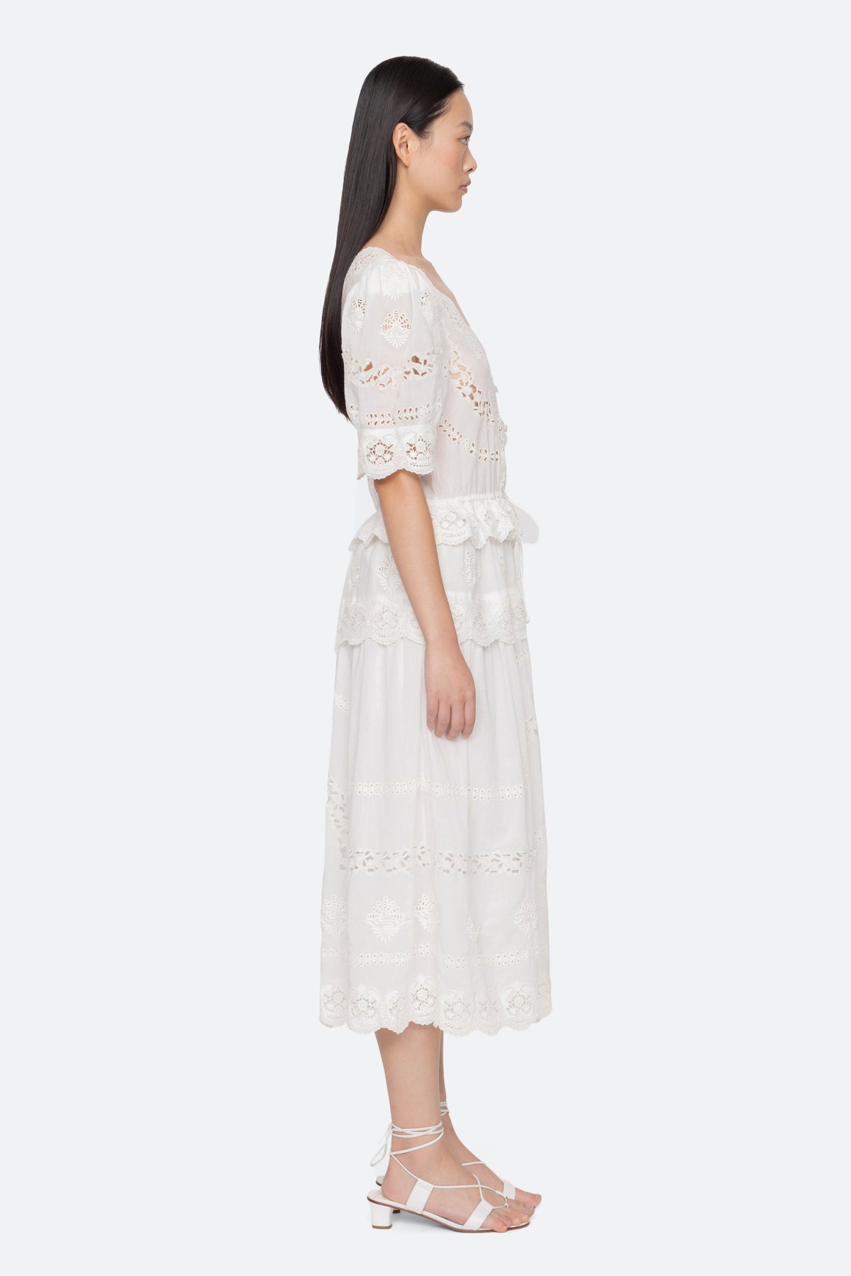 SOFIA EMBROIDERY PUFF SLV DRESS (D1)