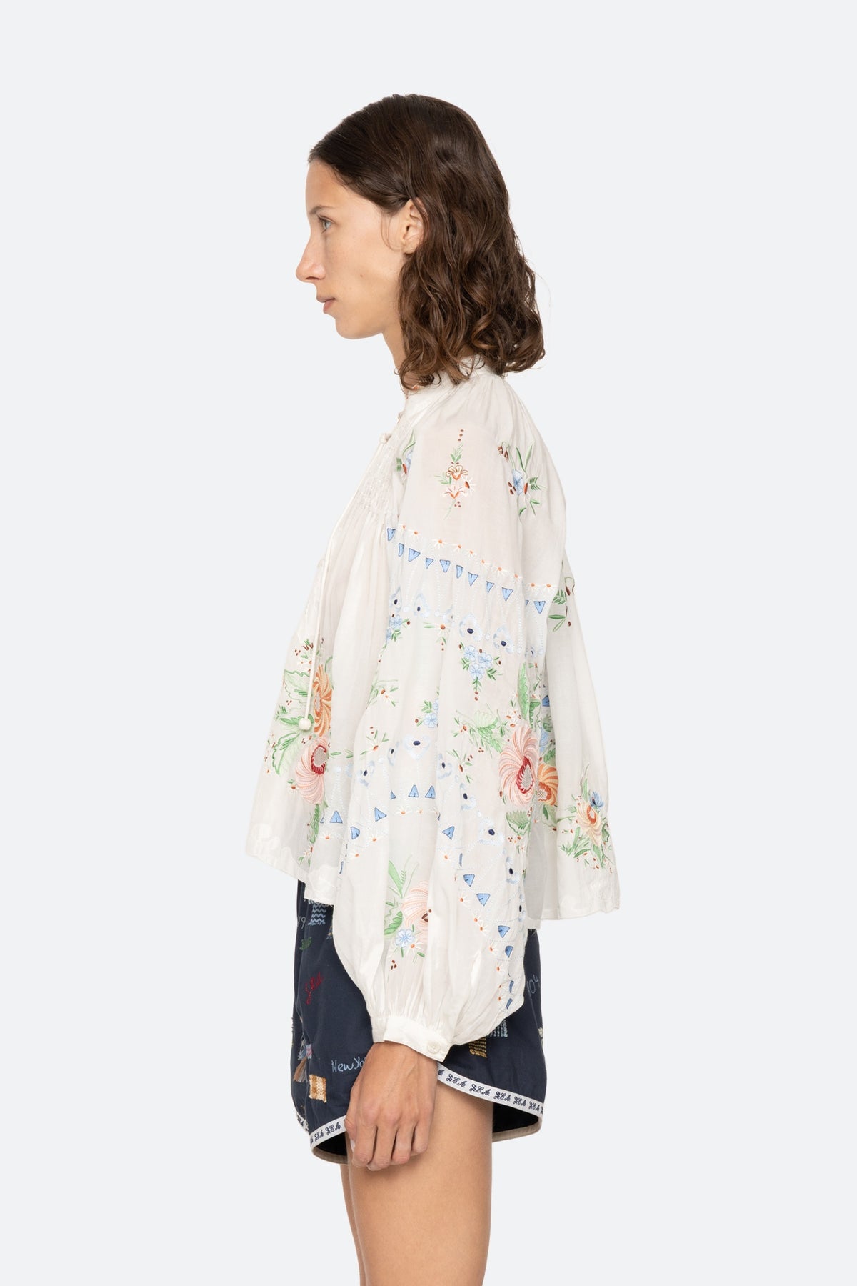 SERAFINA EMBROIDERY L/SLV BLOUSE (D2)