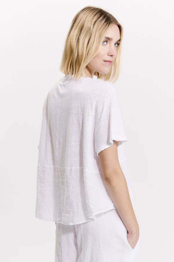 Transit Round-Neck Button up T-shirt in Linen Jersey