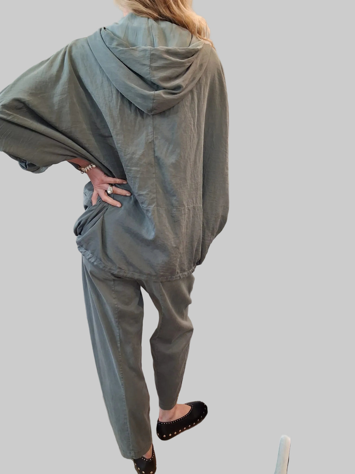 Transit Wide-fitting reversible jacket with kimono sleeves in silk blend