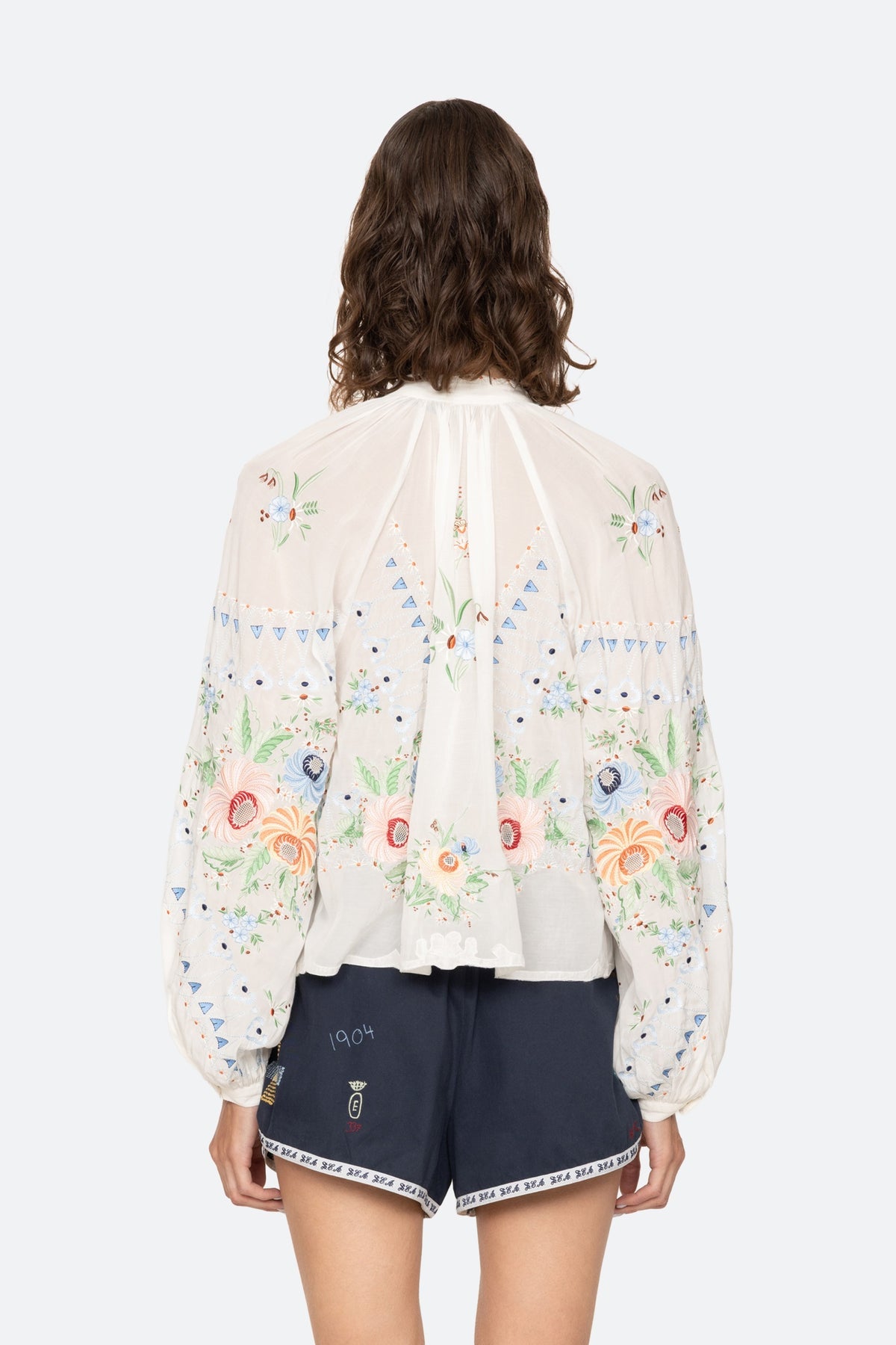 SERAFINA EMBROIDERY L/SLV BLOUSE (D2)