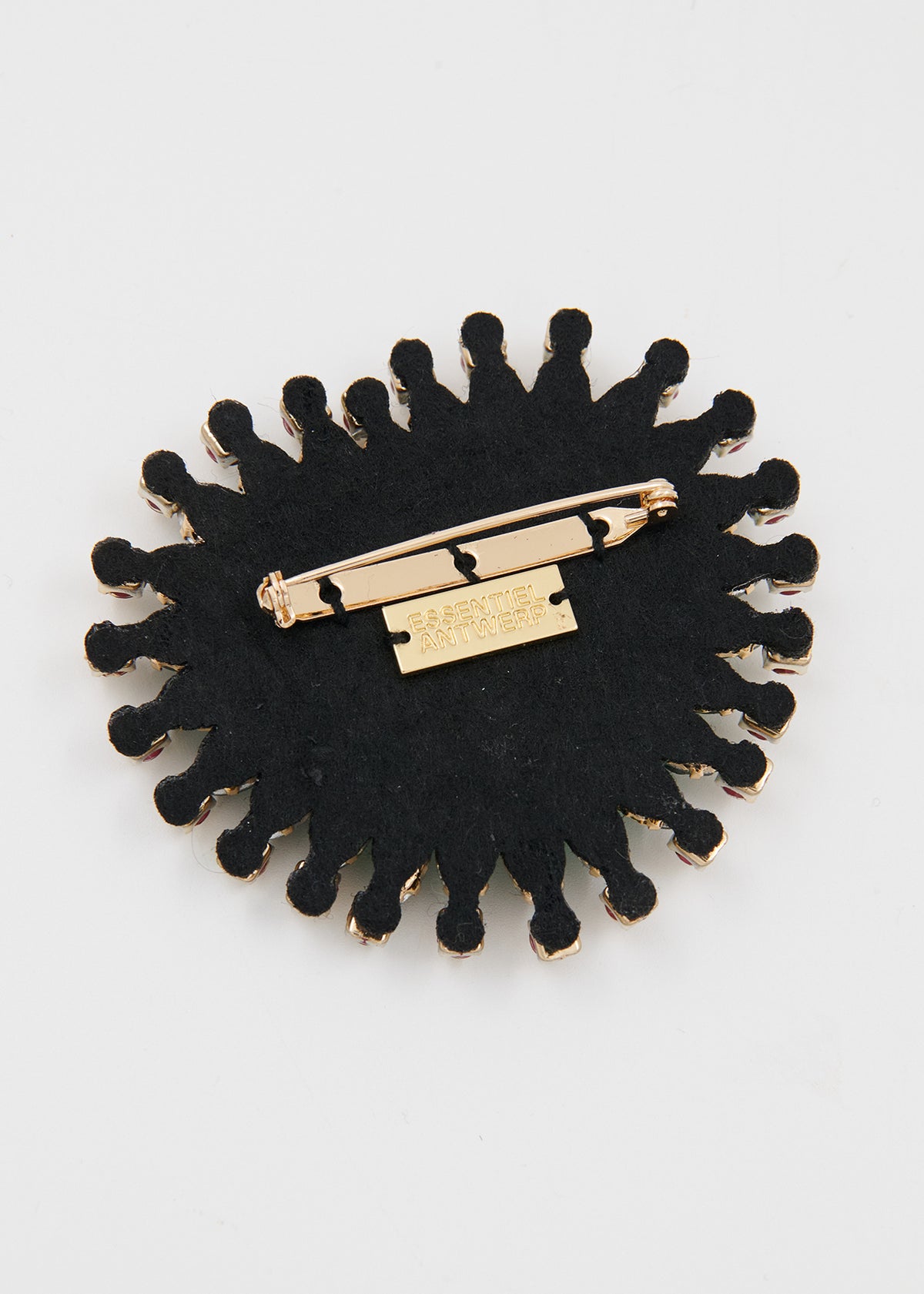 KOEUR2 HEART BROOCH