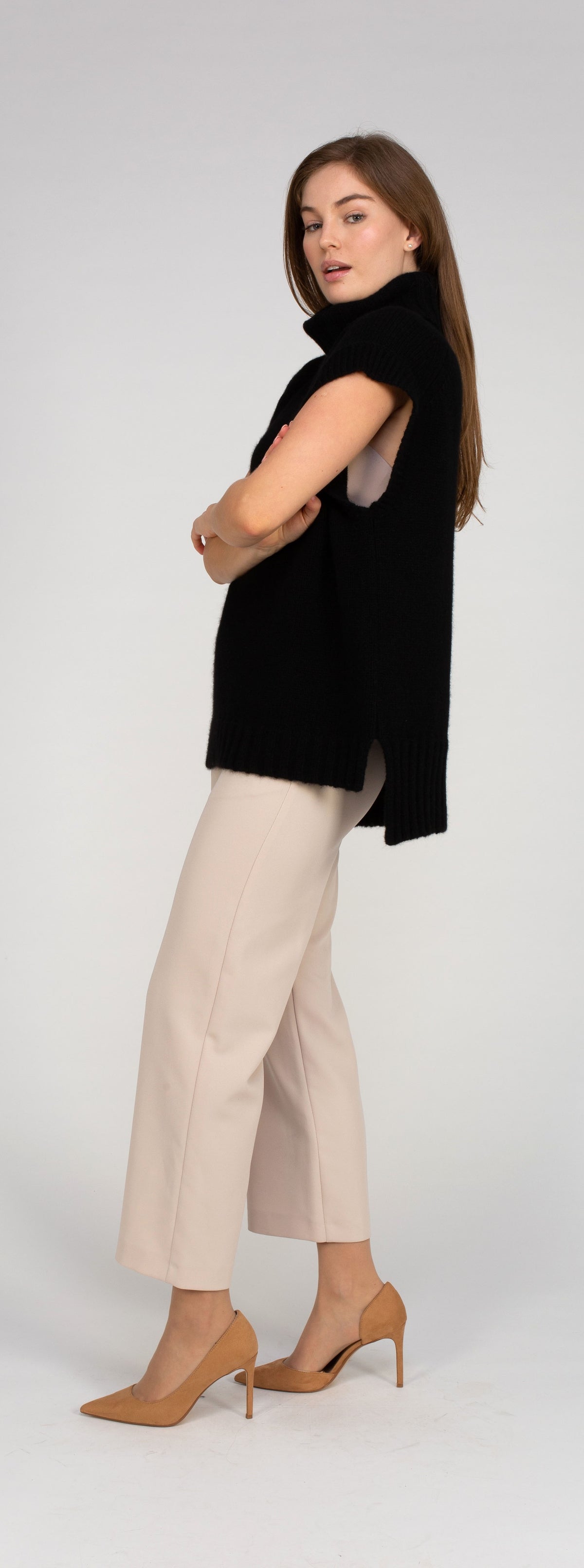 Van Kukil Amoura Chunky Sleeveless