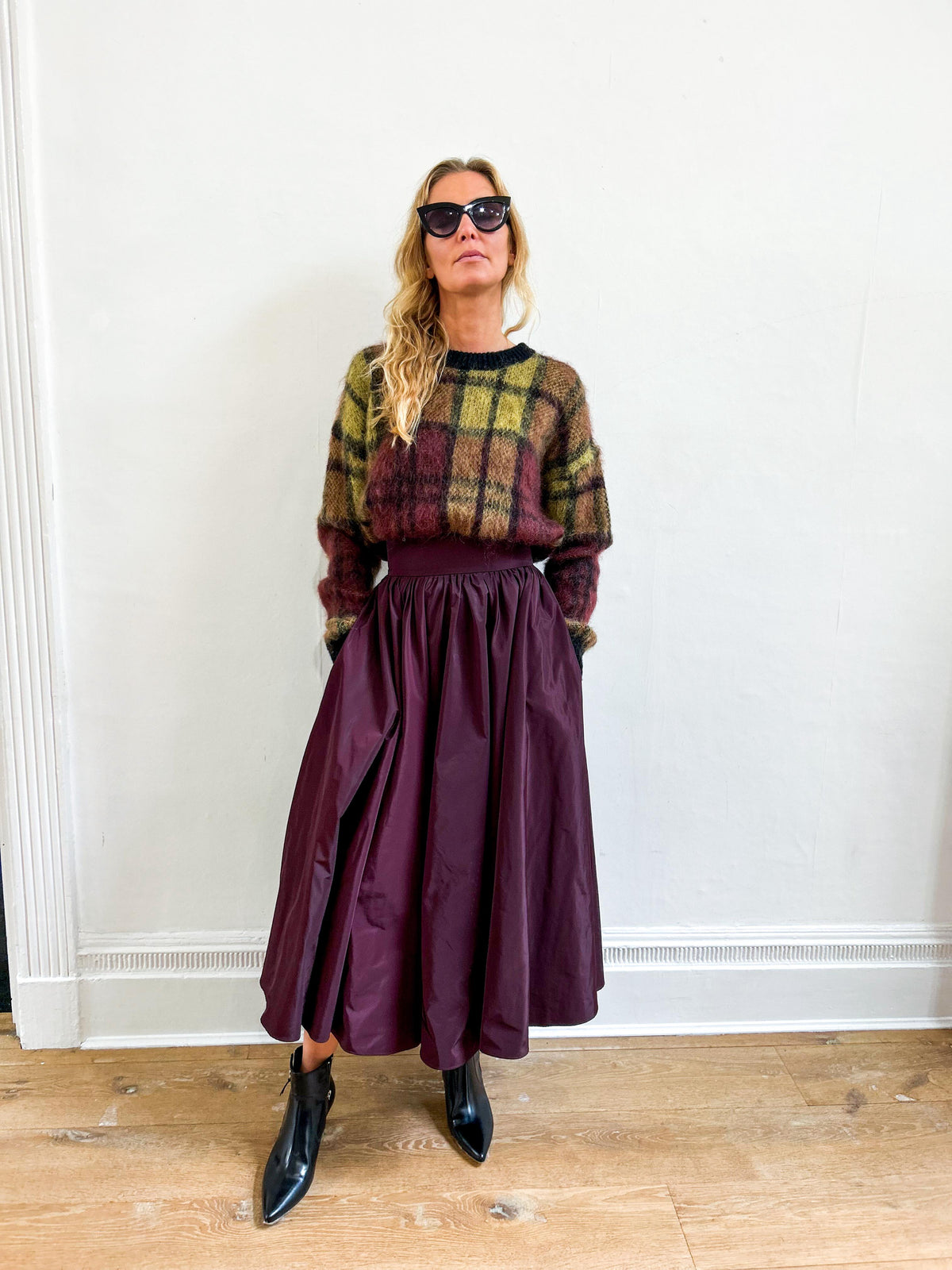 Square taffeta skirt burgundy