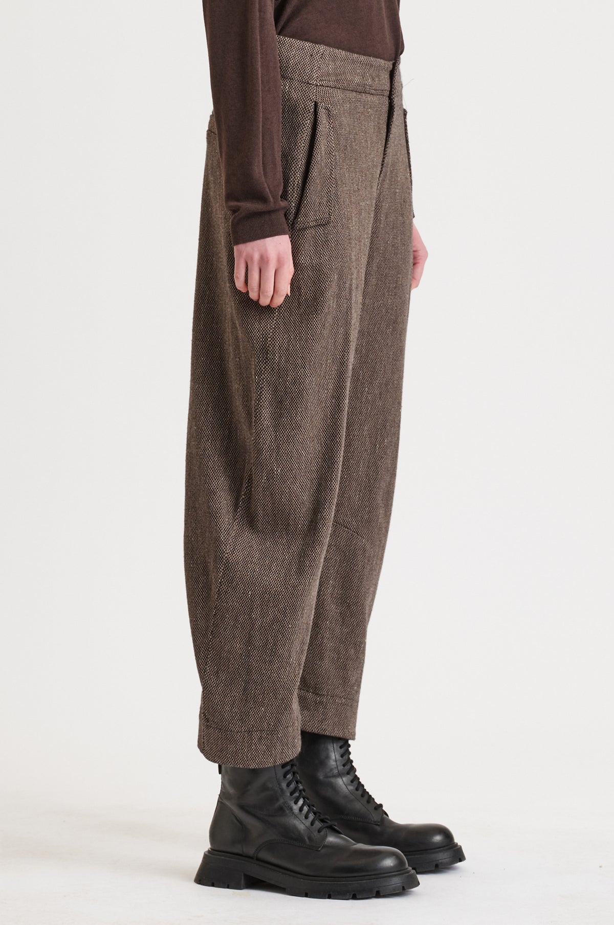 TRANSIT ERGONOMIC CUT TROUSERS IN COTTON, LINEN AND WOOL BLEND