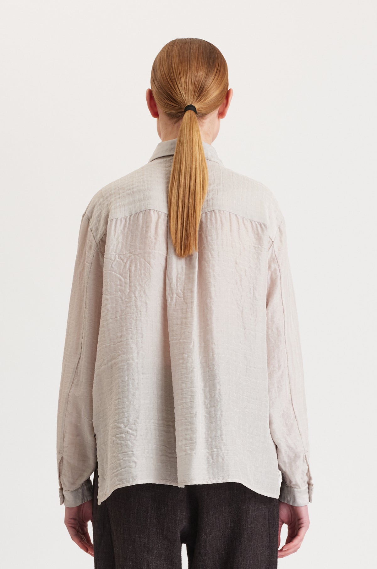 TRANSIT SHIRT WITH FRONT POCKETS IN EMBOSSED SILK AND WOOL
