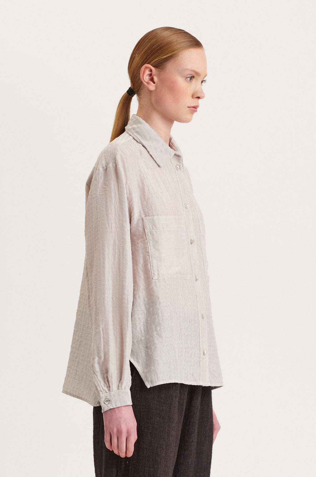 TRANSIT SHIRT WITH FRONT POCKETS IN EMBOSSED SILK AND WOOL