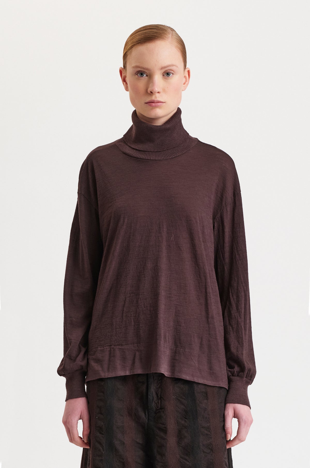 TRANSIT WIDE-FIT RIBBED TURTLE-NECK T-SHIRT IN WOOL JERSEY