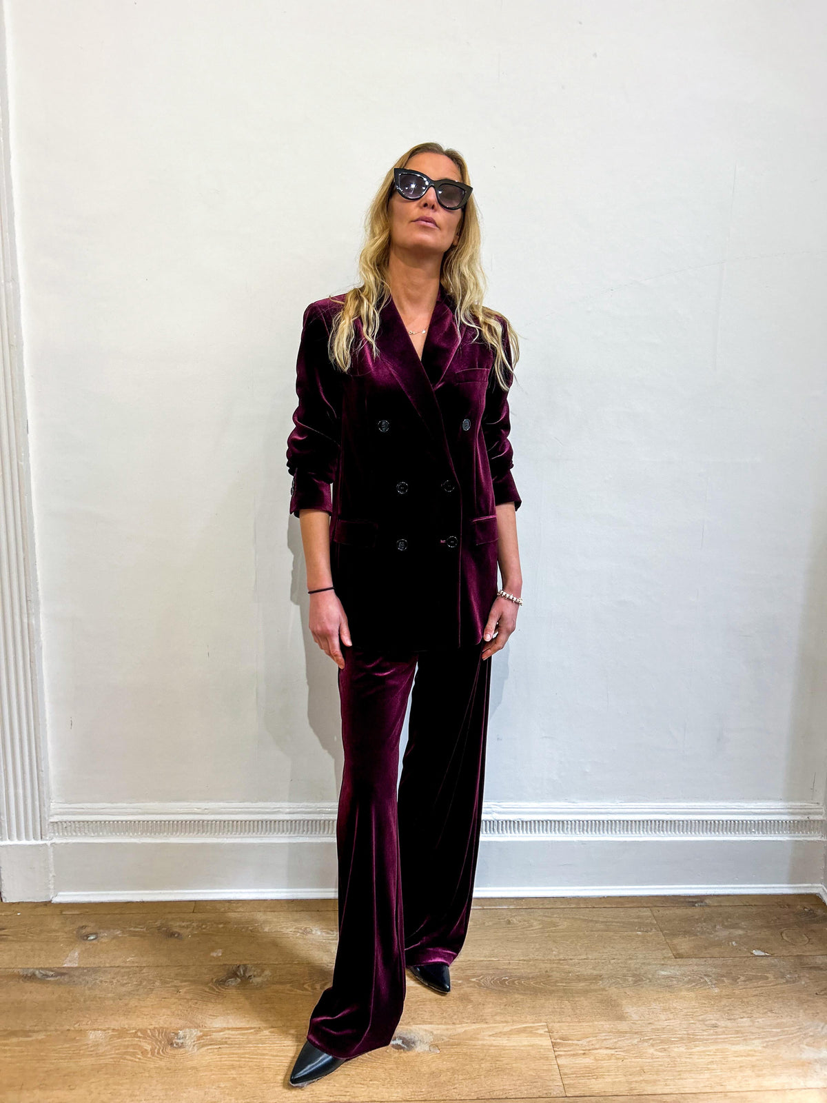 Square red velvet palazzo pant