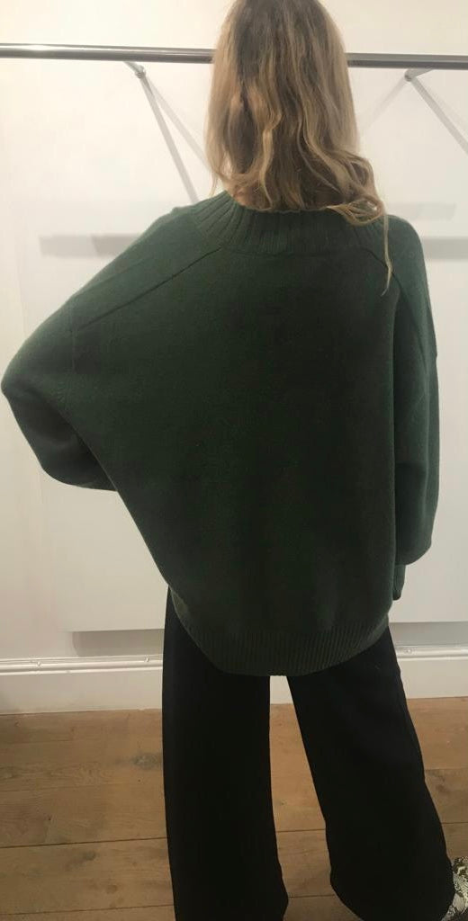 Van Kukil Natalie V Neck Jumper