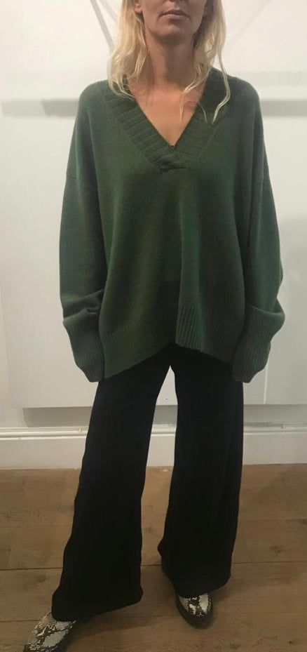 Van Kukil Natalie V Neck Jumper
