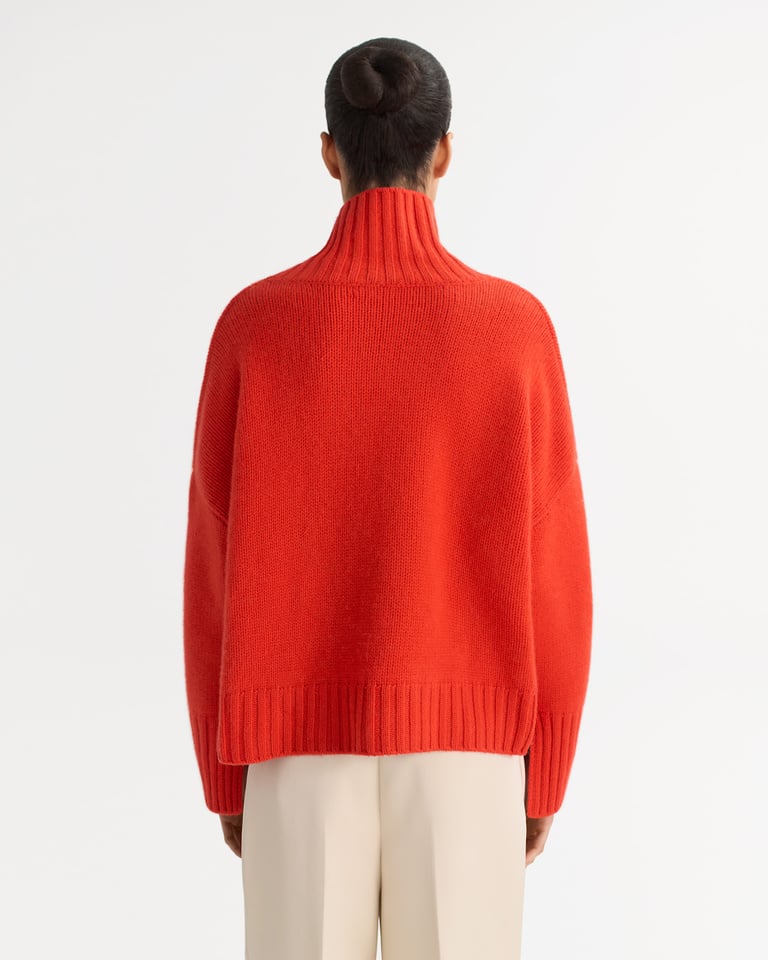 Soft Goat Girlfriend Turtleneck