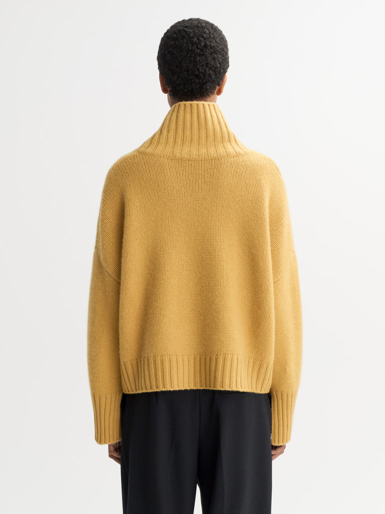 Soft Goat Girlfriend Turtleneck