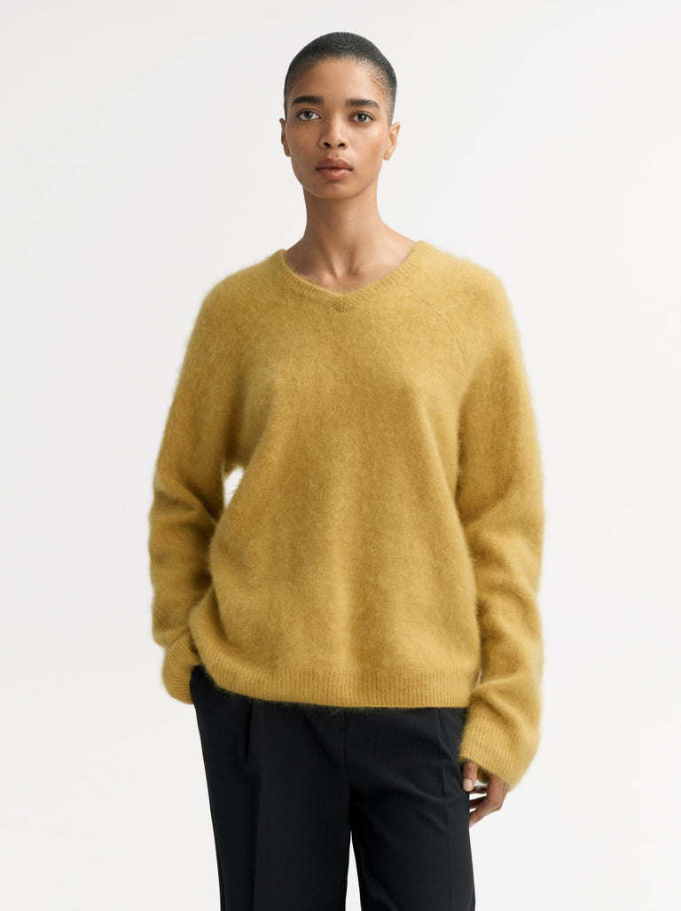 Soft Goat Brushed V Neck