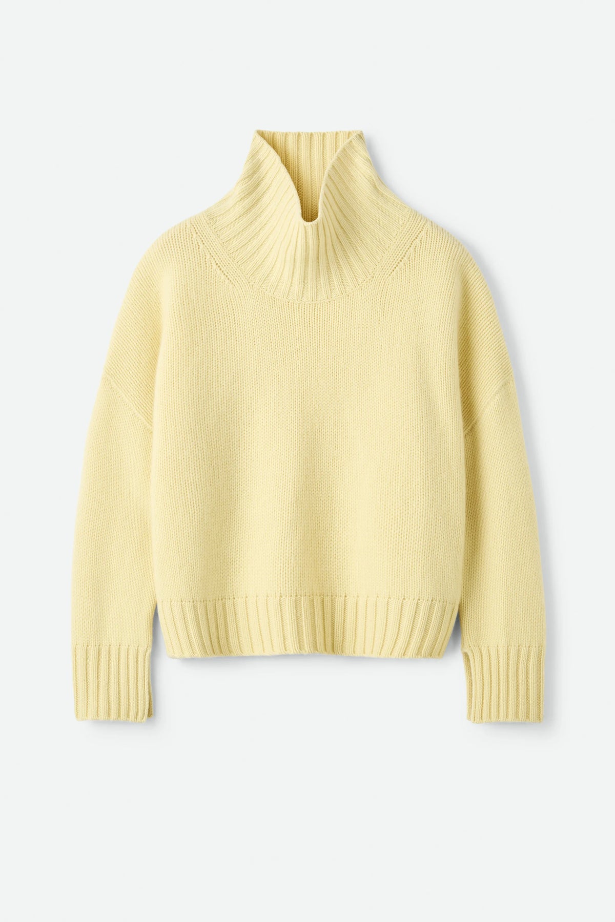 Soft Goat Girlfriend Turtleneck