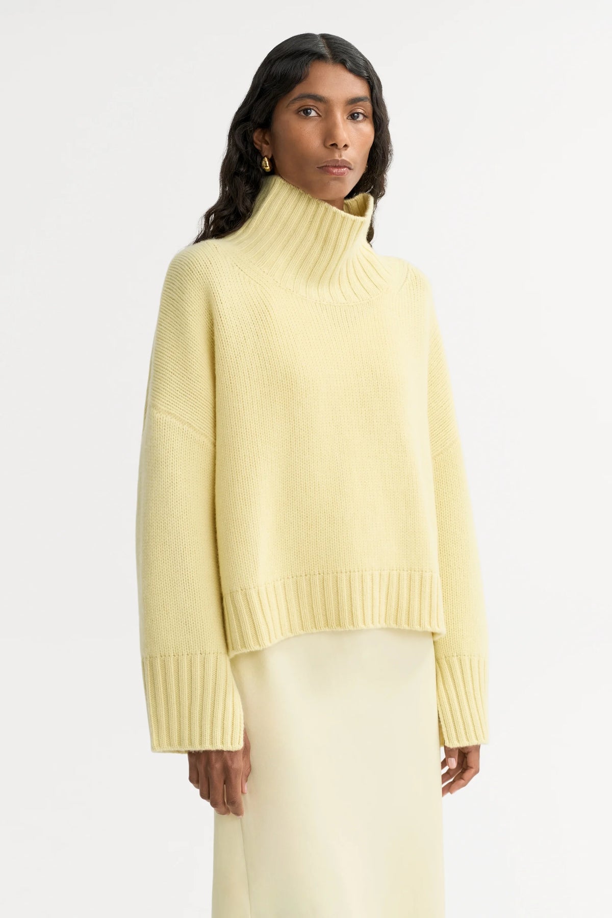 Soft Goat Girlfriend Turtleneck