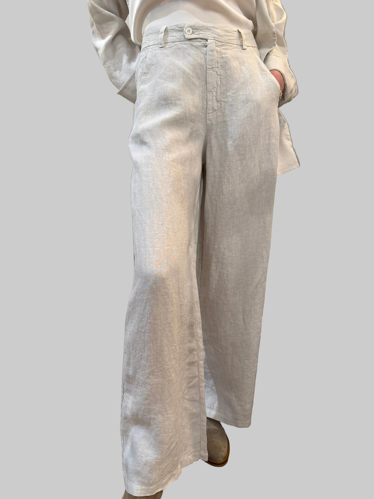 Transit Straight Leg Linen Trousers