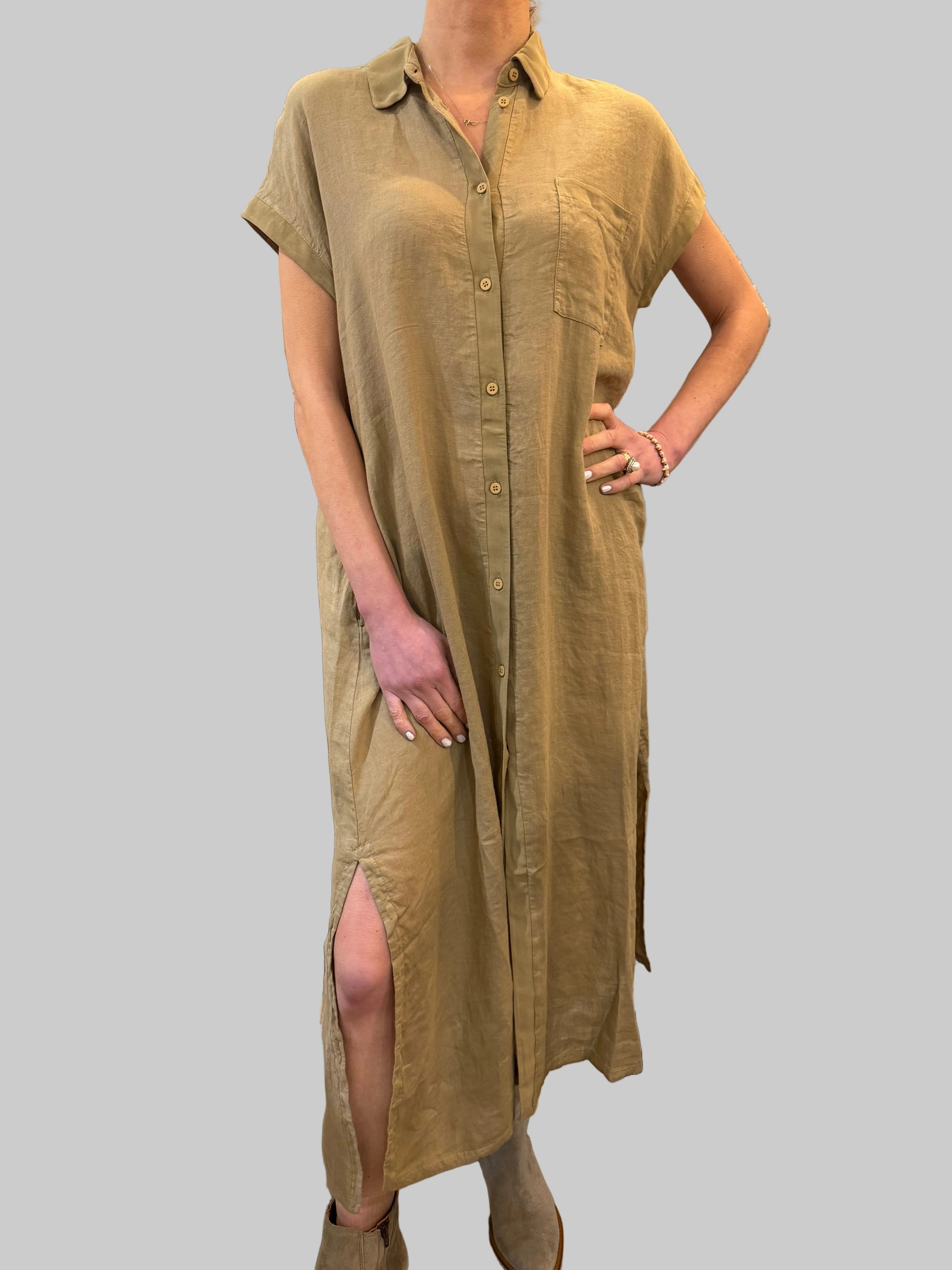 straight line dress Transit Long straight-line linen dress with front buttoning and viscos