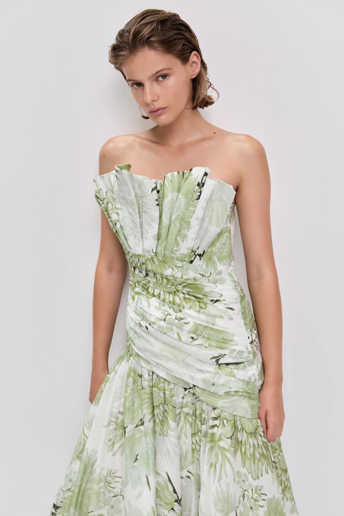 AJE REFLECTOR GOWN