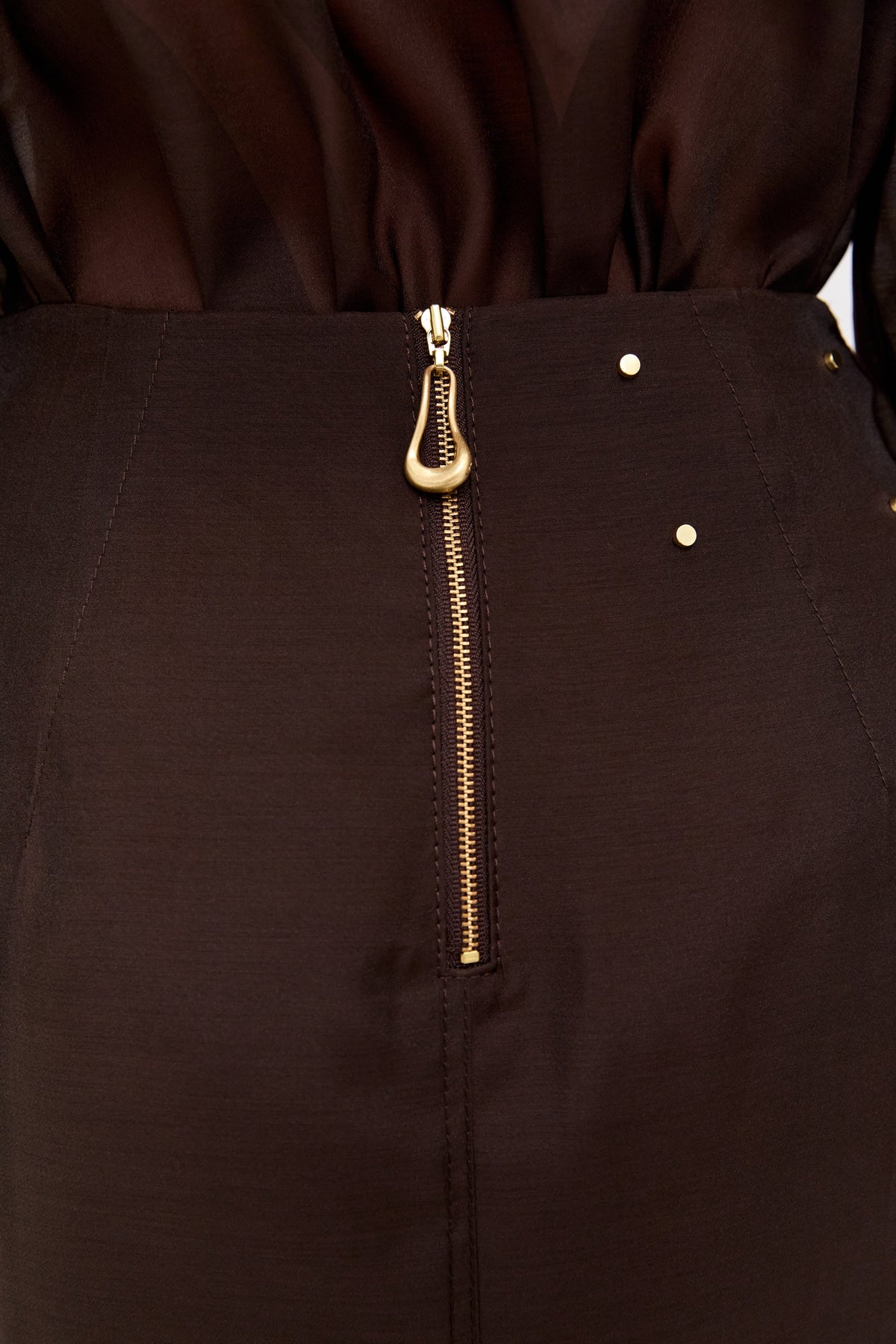 AJE CAPTURE SKIRT
