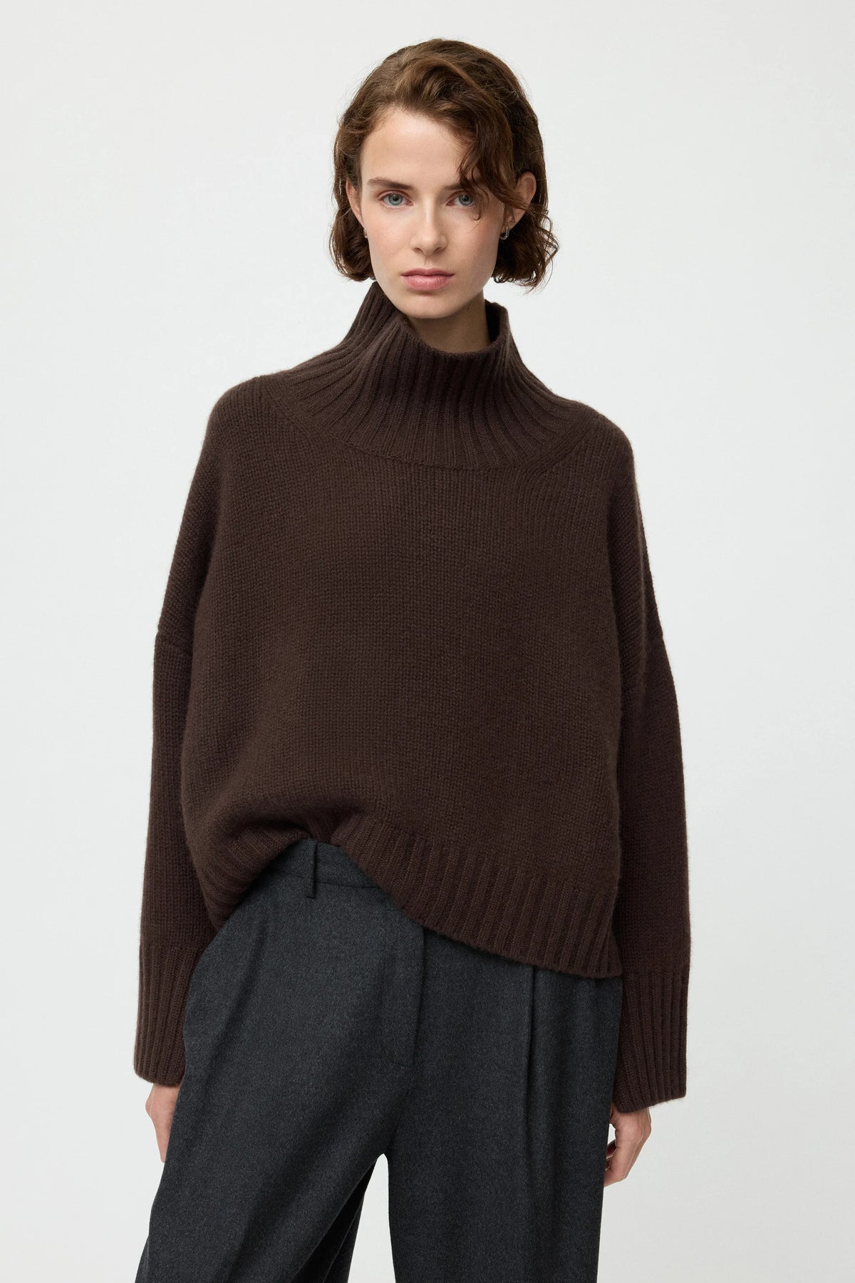 Soft Goat Girlfriend Turtleneck