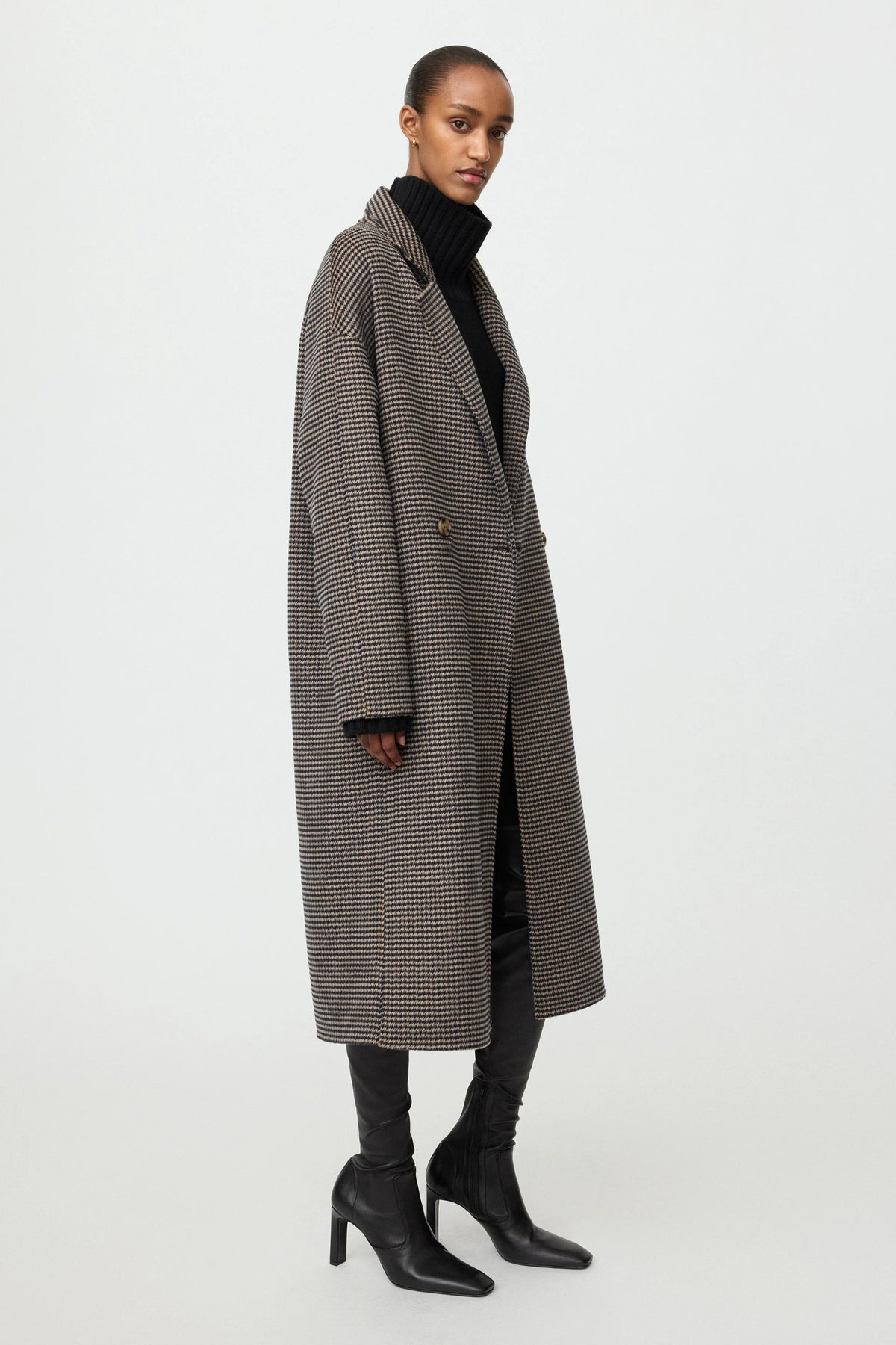 Soft Goat Oversized Houndstooth Coat