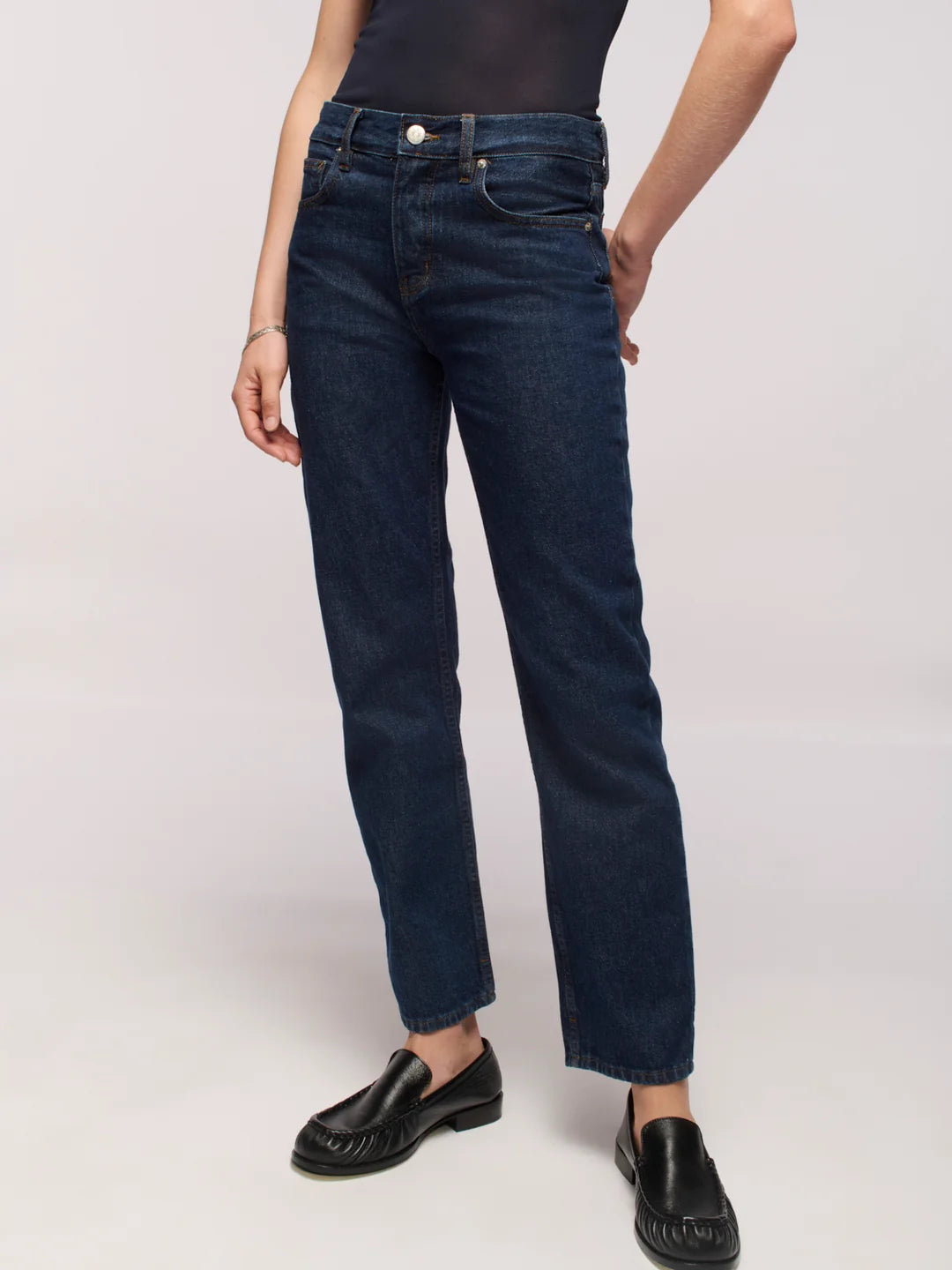 DALA CALLA STRAIGHT ANKLE JEANS