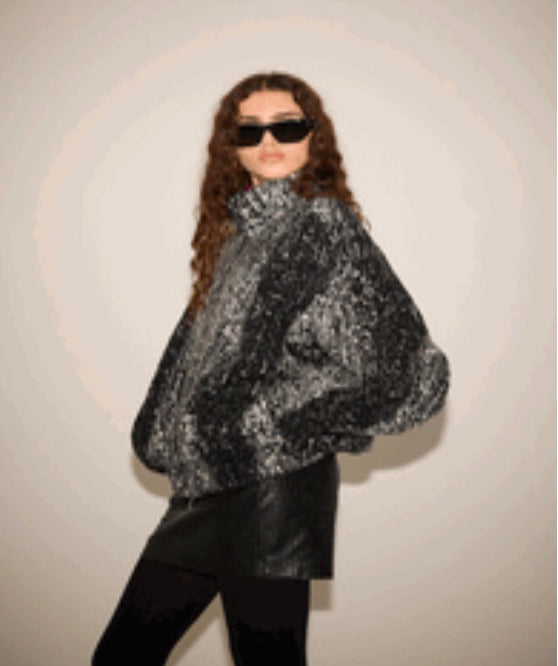 NUDE KNIT BOMBER