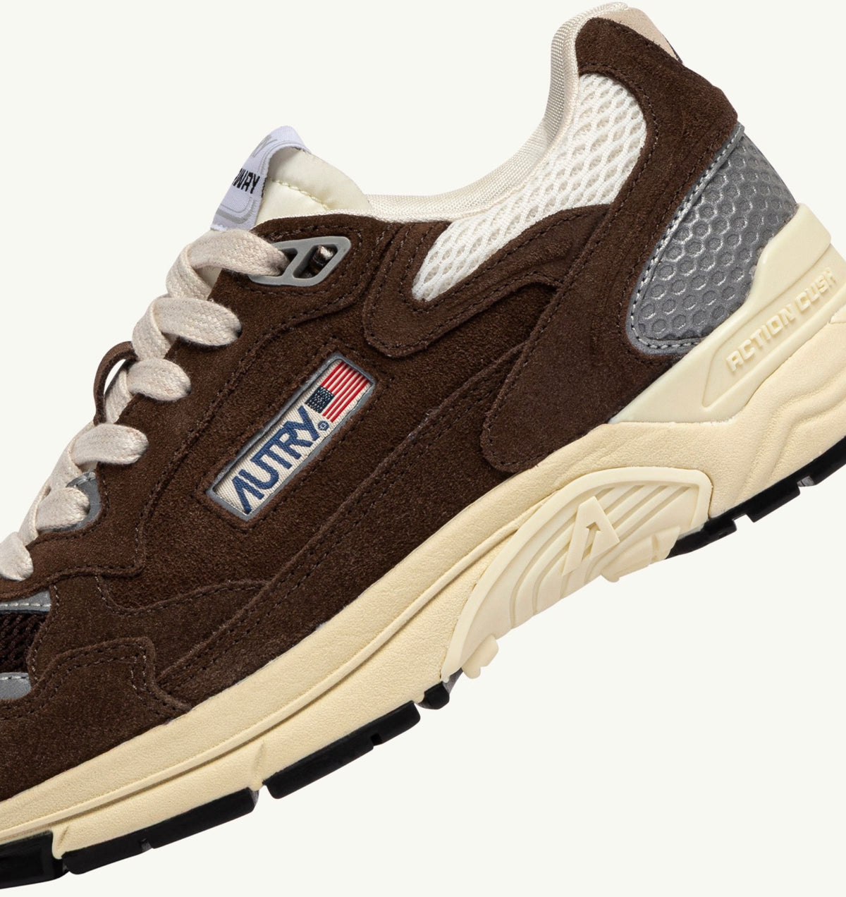 AUTRY HYPERWAY LOW WOM UM25 SUEDE/MESH COTTO/MARSHMALLOW