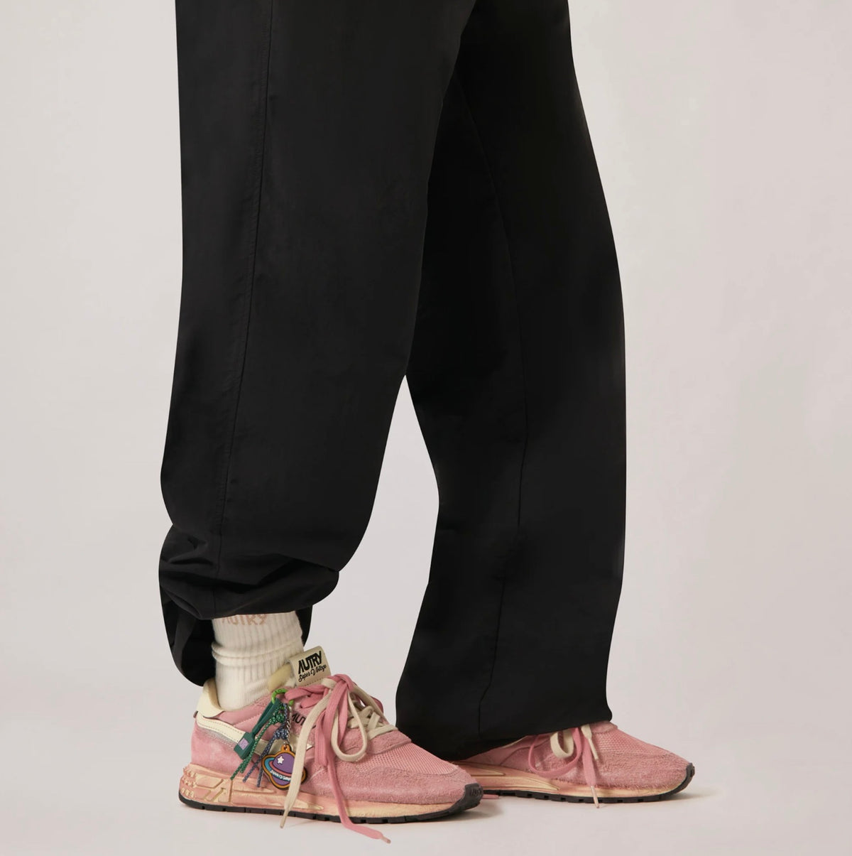 AUTRY REELWIND SUP VINT LOW WOM YG07 SUEDE/NYLON/CHARME WHITE/RED