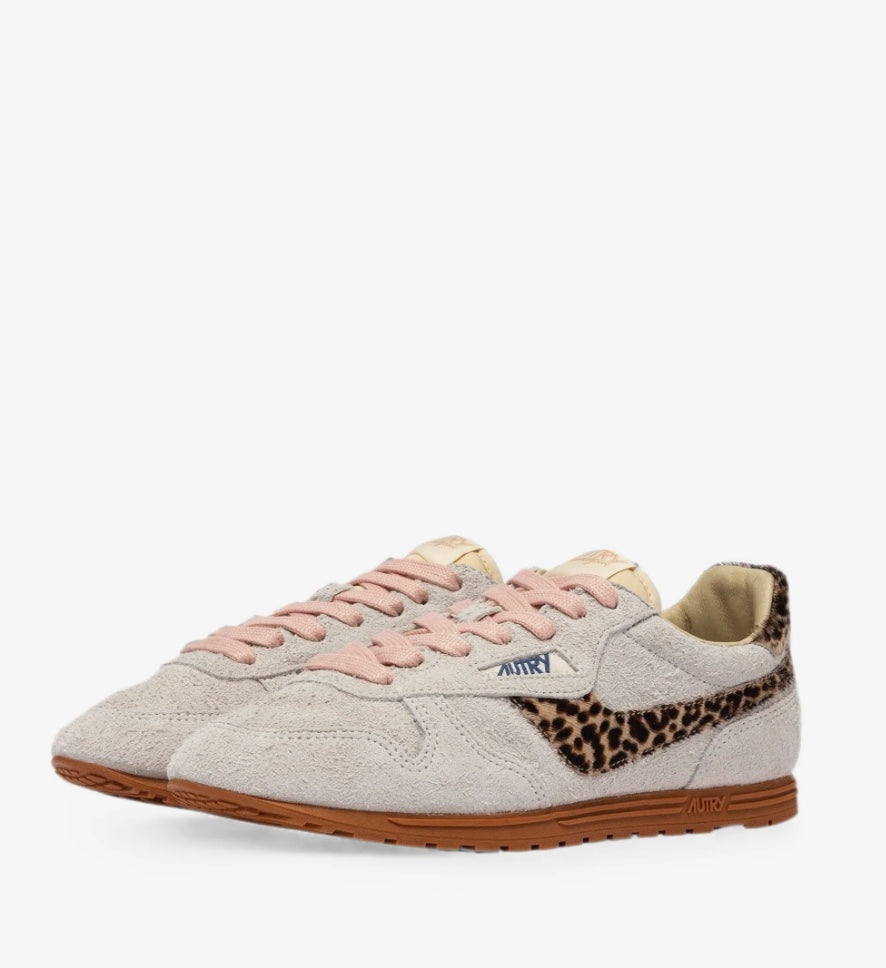 AUTRY WINDSPIN LOW WOM YE01 SUEDE/PONY WHITE/LEO