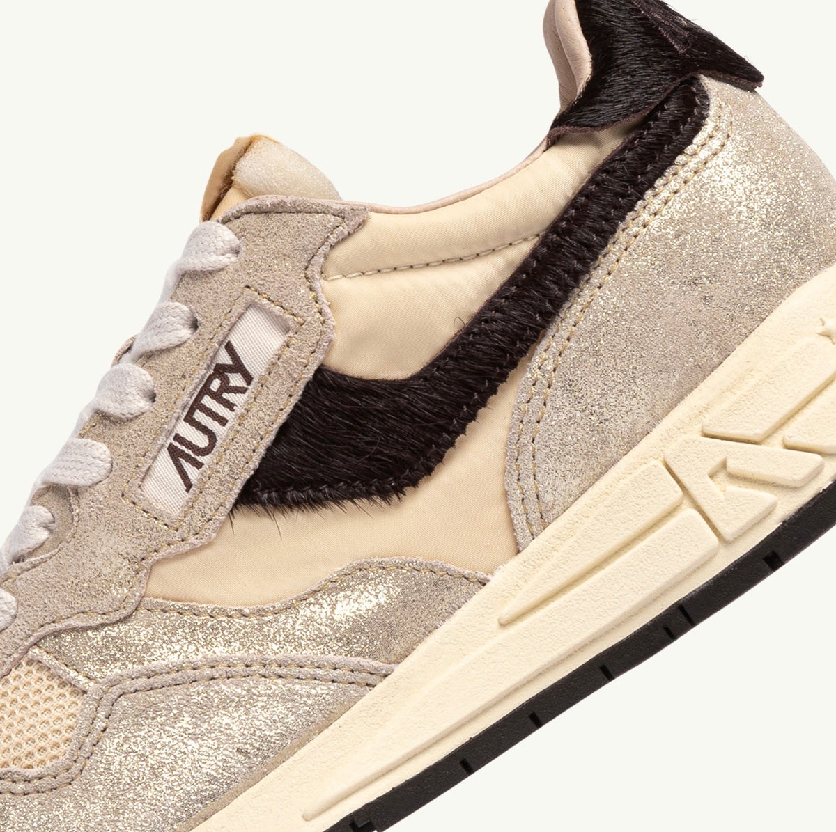 AUTRY REELWIND LOW WOM YO02 LAMINATED SUEDE/NYLON/PONY SILVER/WHITE/BLACK